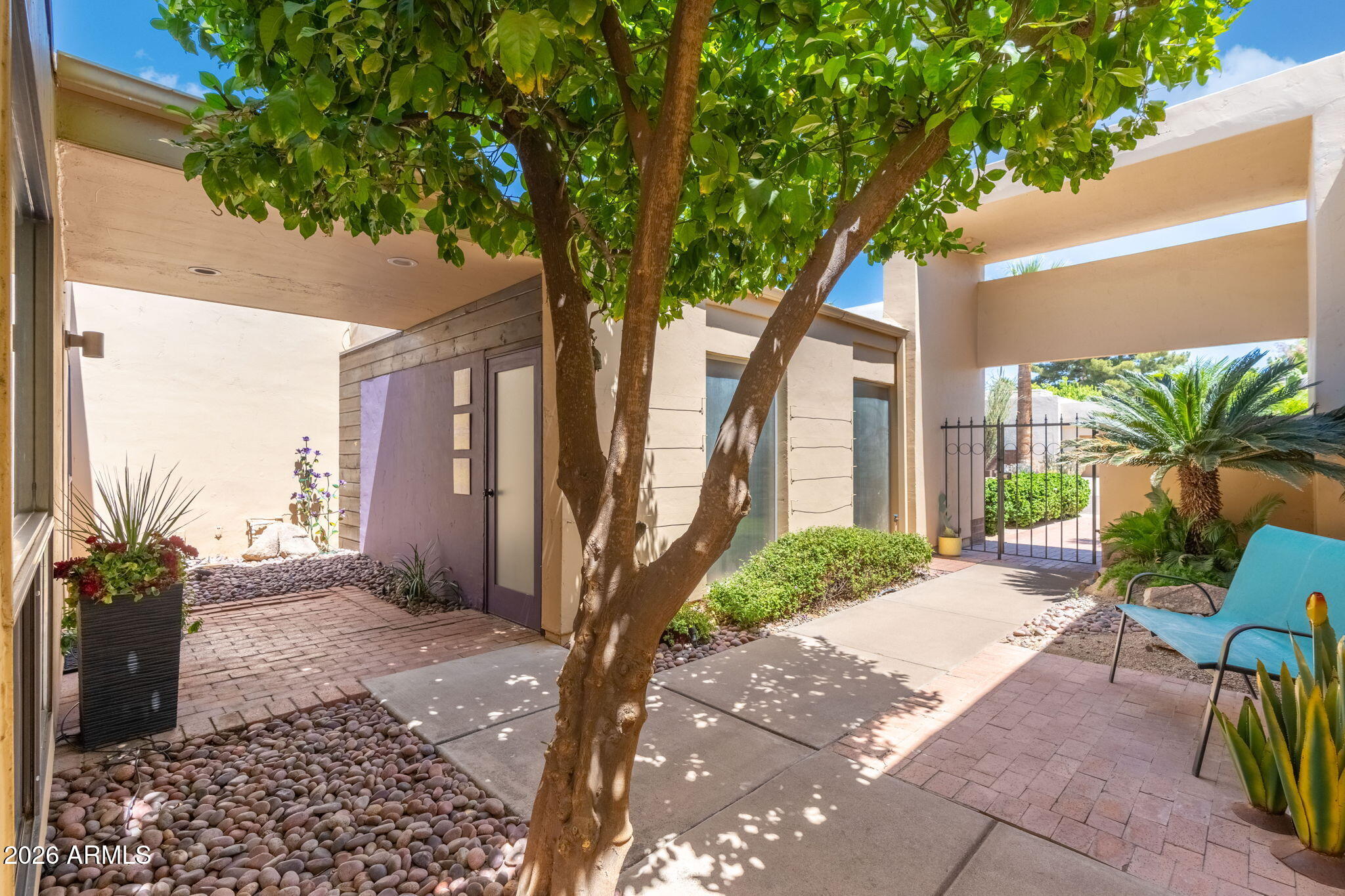 8628 E SAN RAFAEL Drive