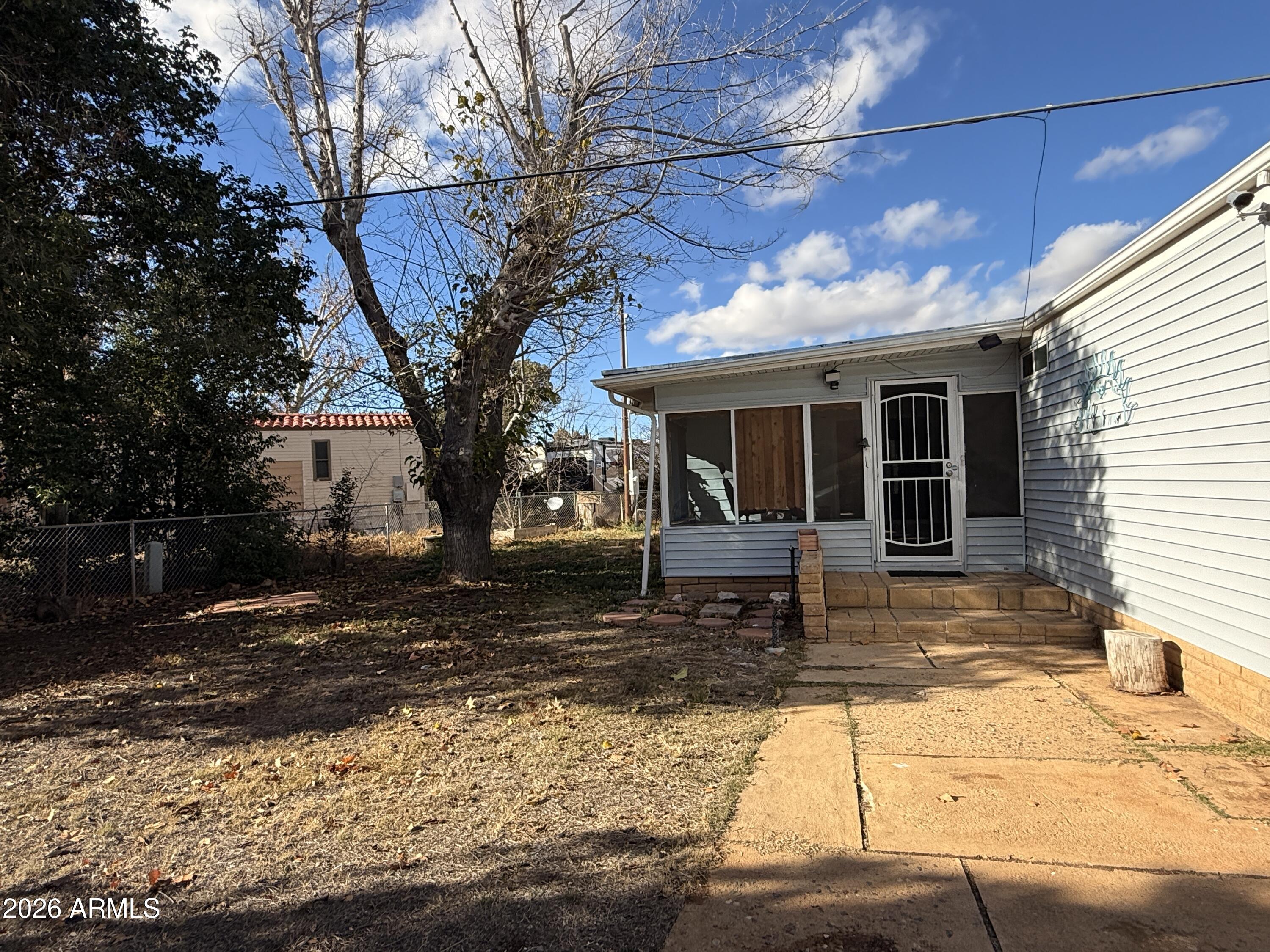 3300 E Fry Boulevard 37