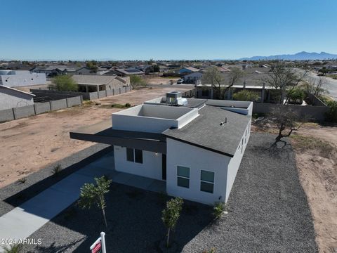 A home in Arizona City