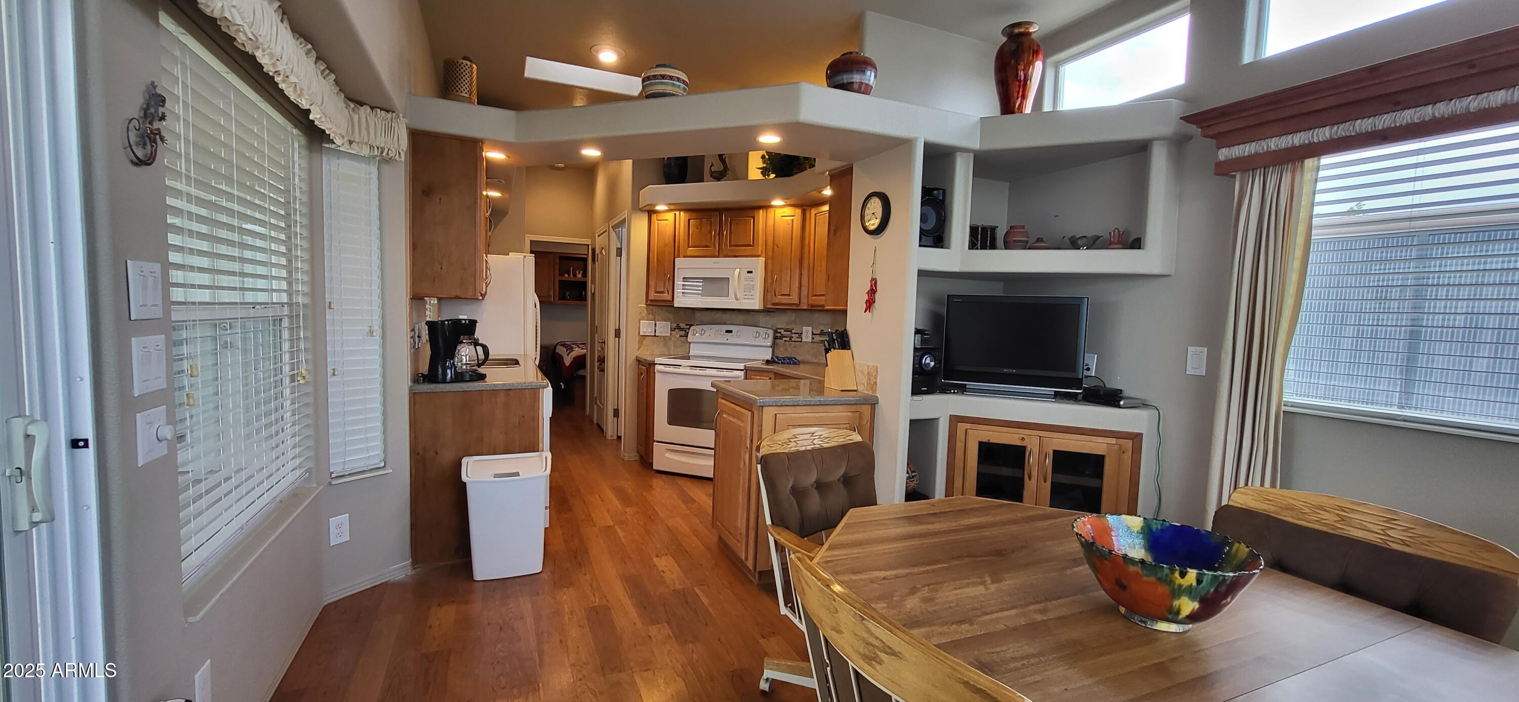 111 S GREENFIELD Road 166