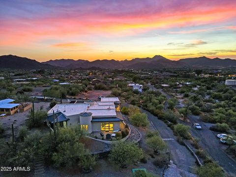 A home in Cave Creek