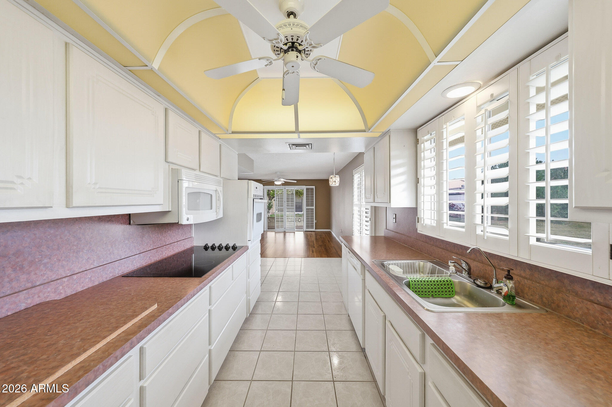 10010 W MANZANITA Drive