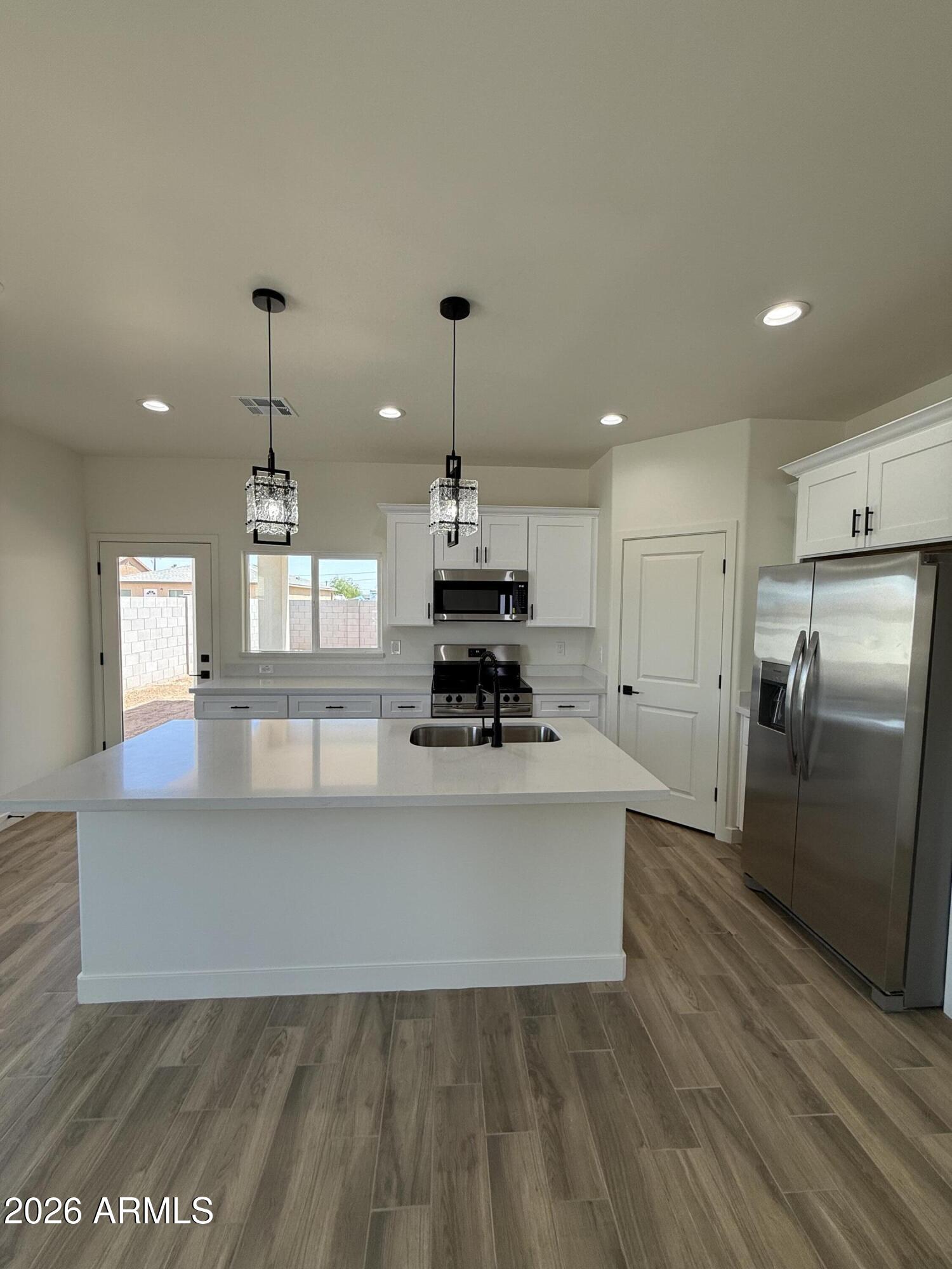 8515 W PINEVETA Drive