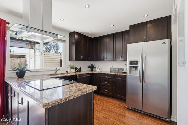 4915 S TERRACE RD, TEMPE, AZ 85282 - Image cb94d87f00e5eda1eb3ff3dc4f6dafd9/1469908655