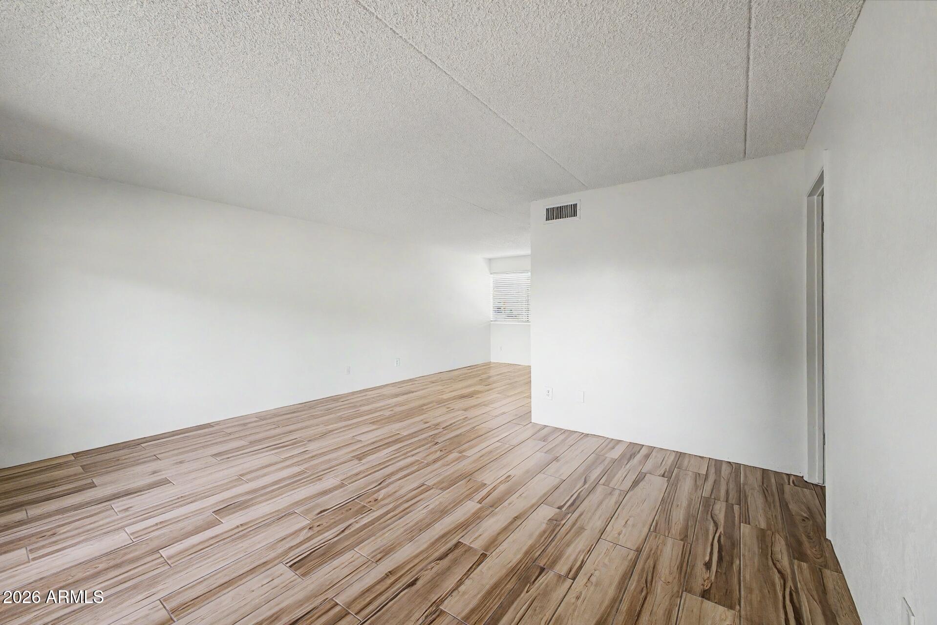 7141 N 16TH Street 10
