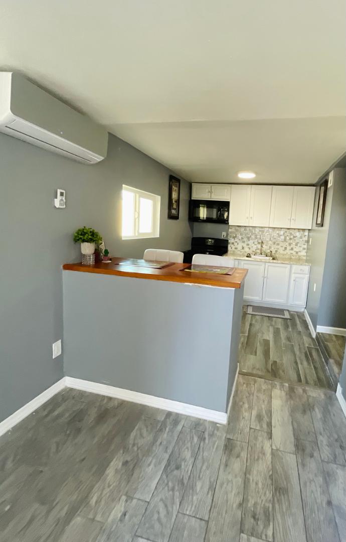 3720 W Mauna Loa Lane Studio