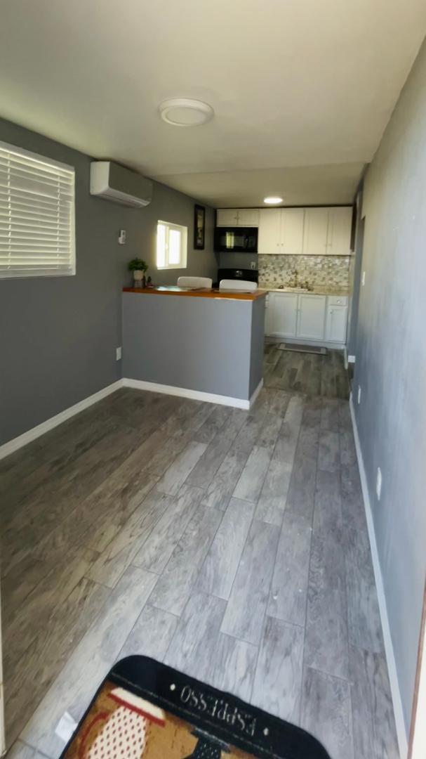 3720 W Mauna Loa Lane Studio