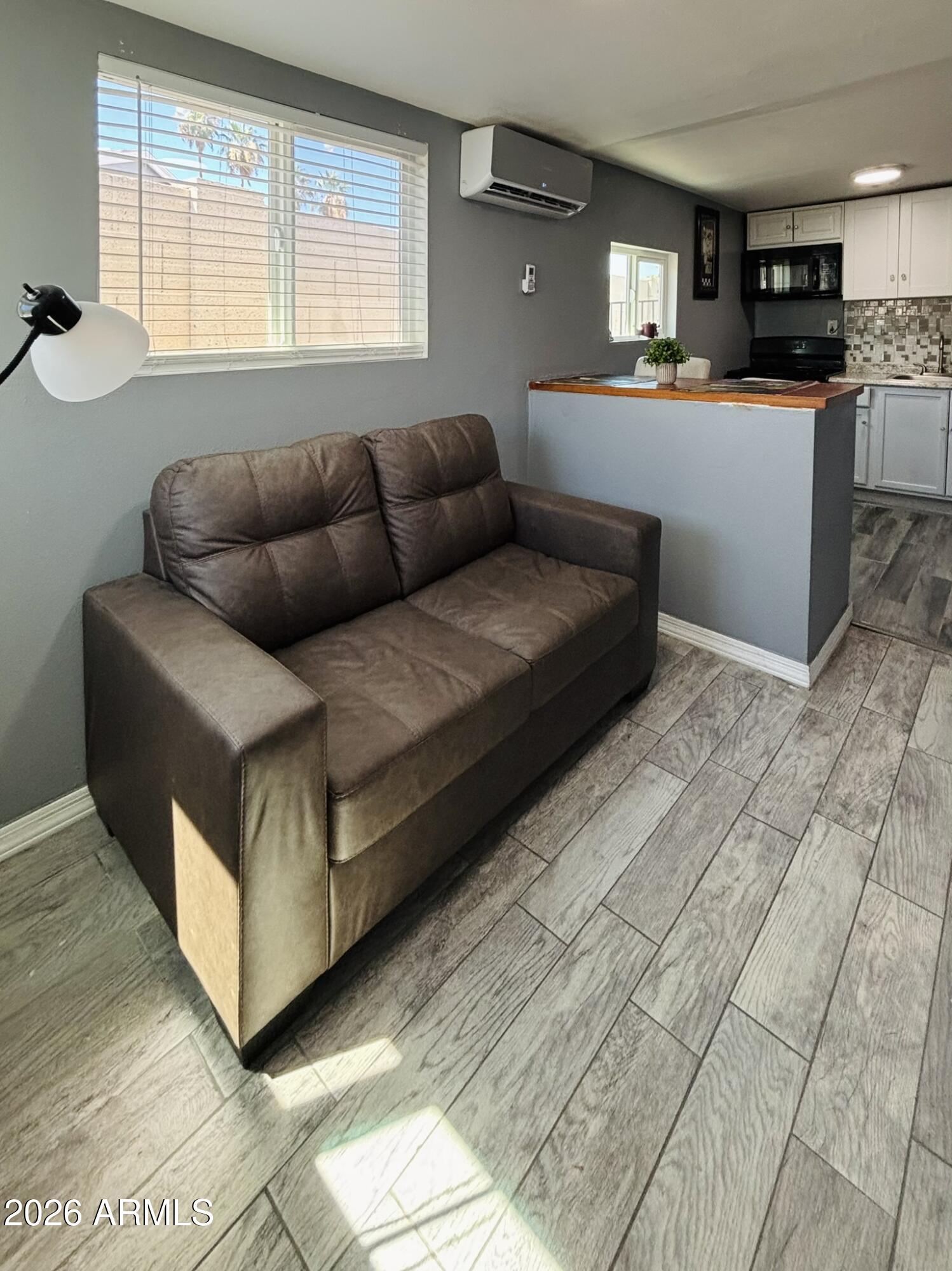 3720 W Mauna Loa Lane Studio