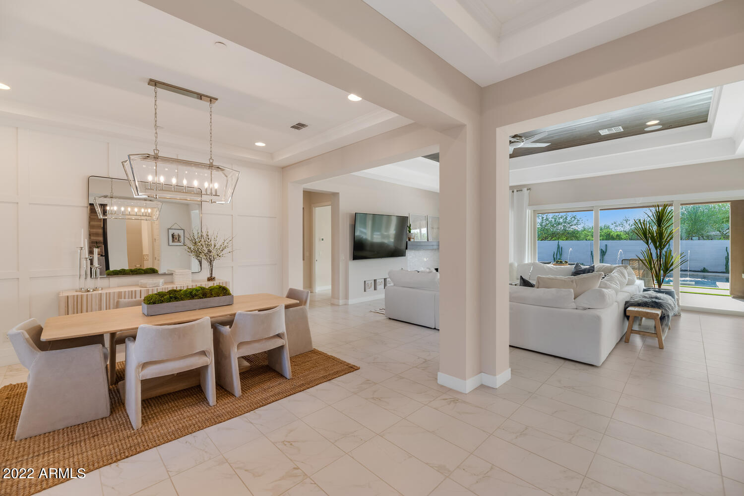 2855 E LOS GATOS Drive