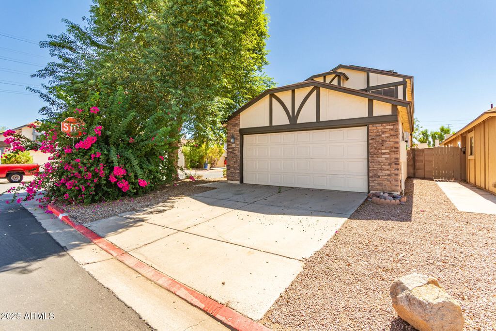 Photo of 1915 S 39th Street #118, Mesa, AZ 85206 (MLS # 6929705)