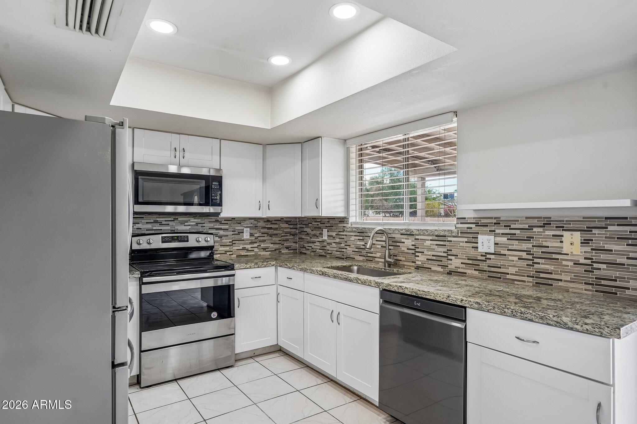 1564 W IRISADO Circle