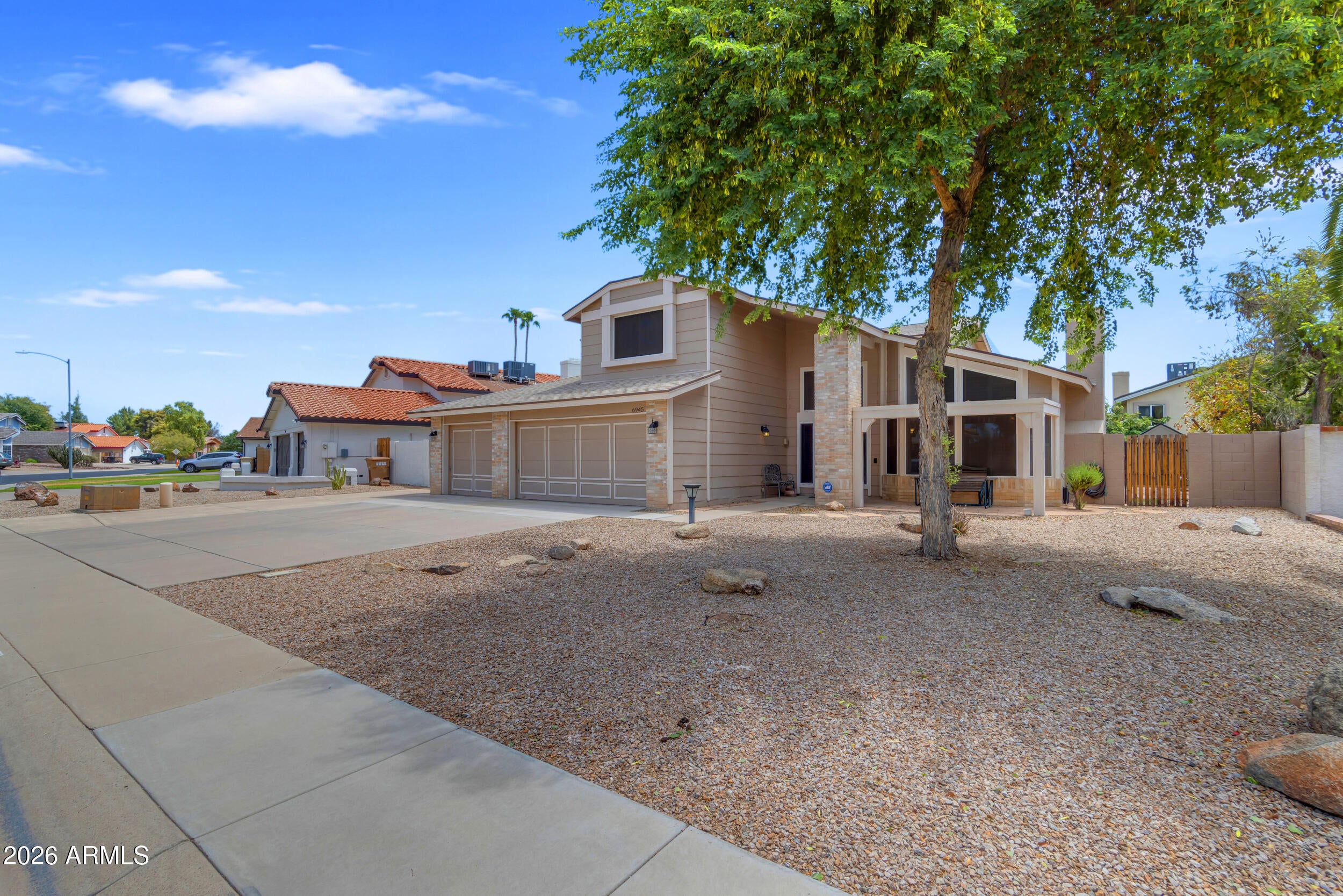 6945 W COLUMBINE Drive