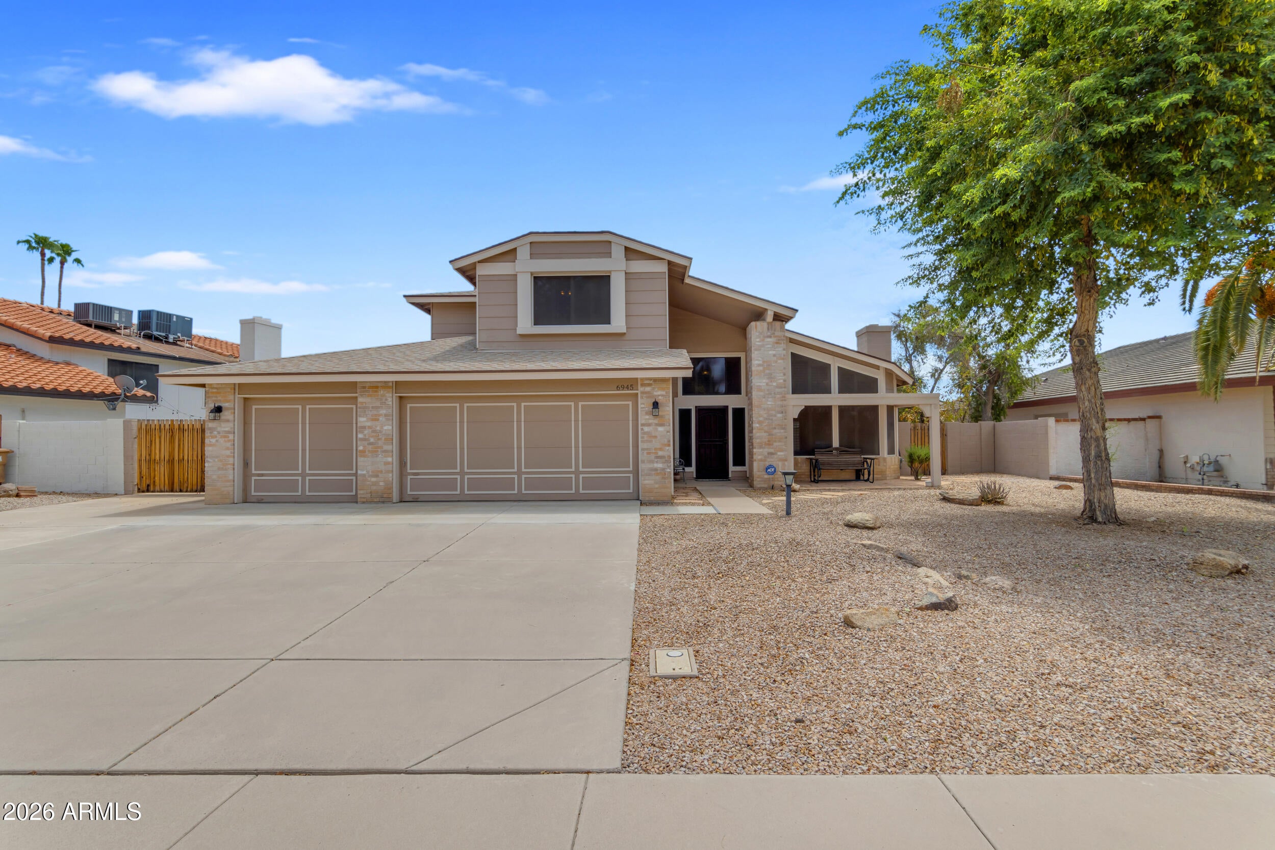 6945 W COLUMBINE Drive
