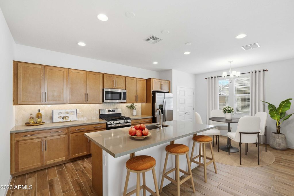 Photo of 10038 W Piccadilly Road, Avondale, AZ 85392 (MLS # 6975287)