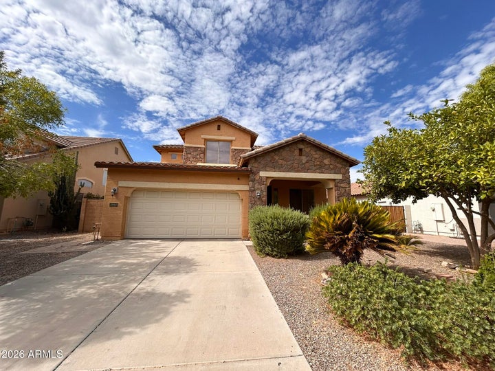 Photo 1 of 26 — 2692 E VERMONT Court, Gilbert, AZ 85295