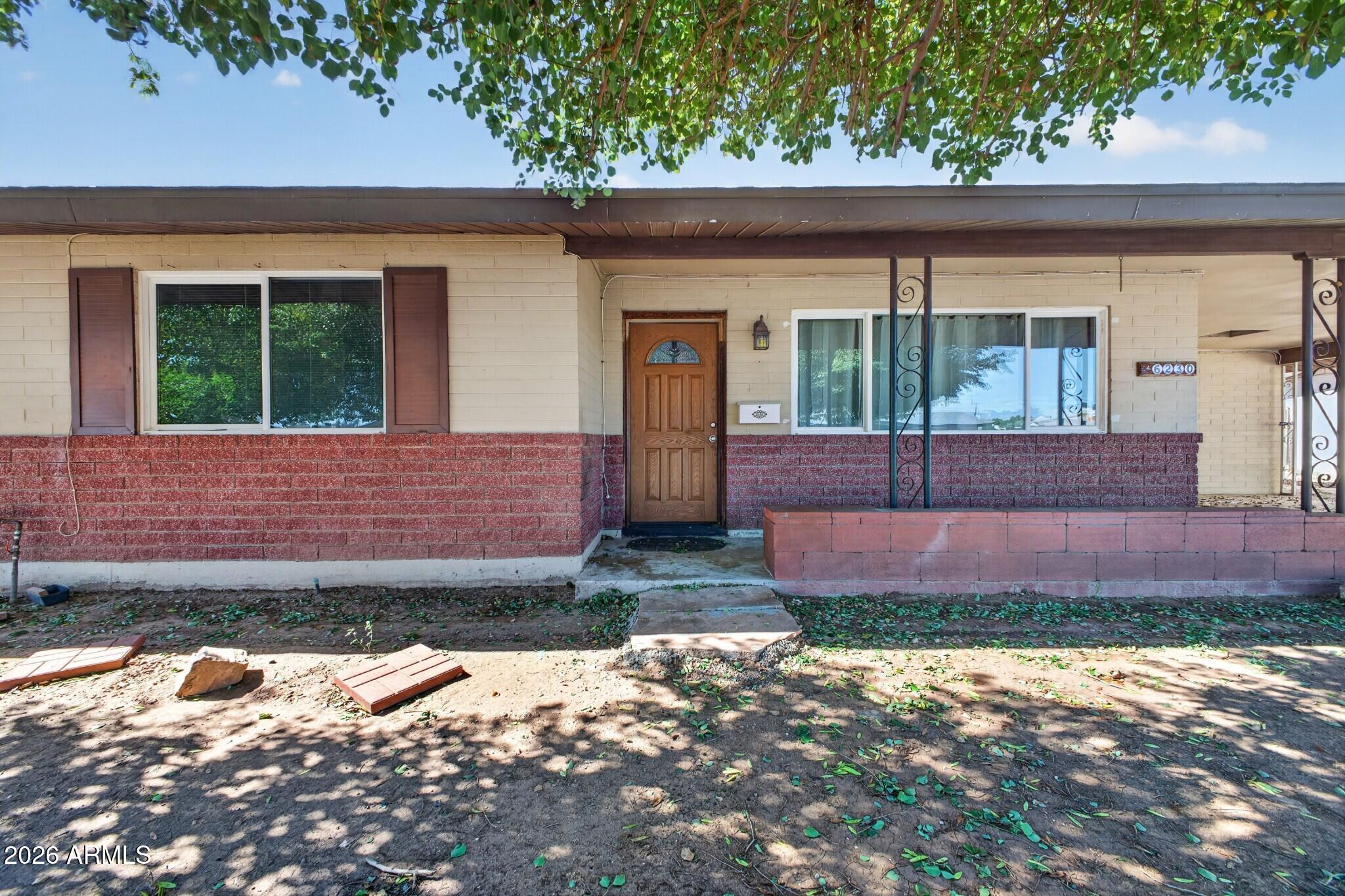 6230 N 34TH Drive