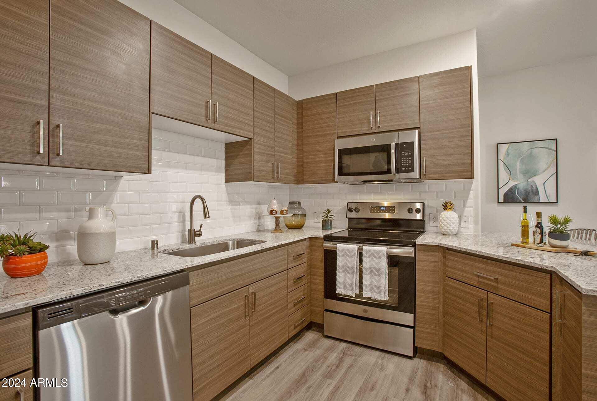 9700 S CENTRAL Avenue 2