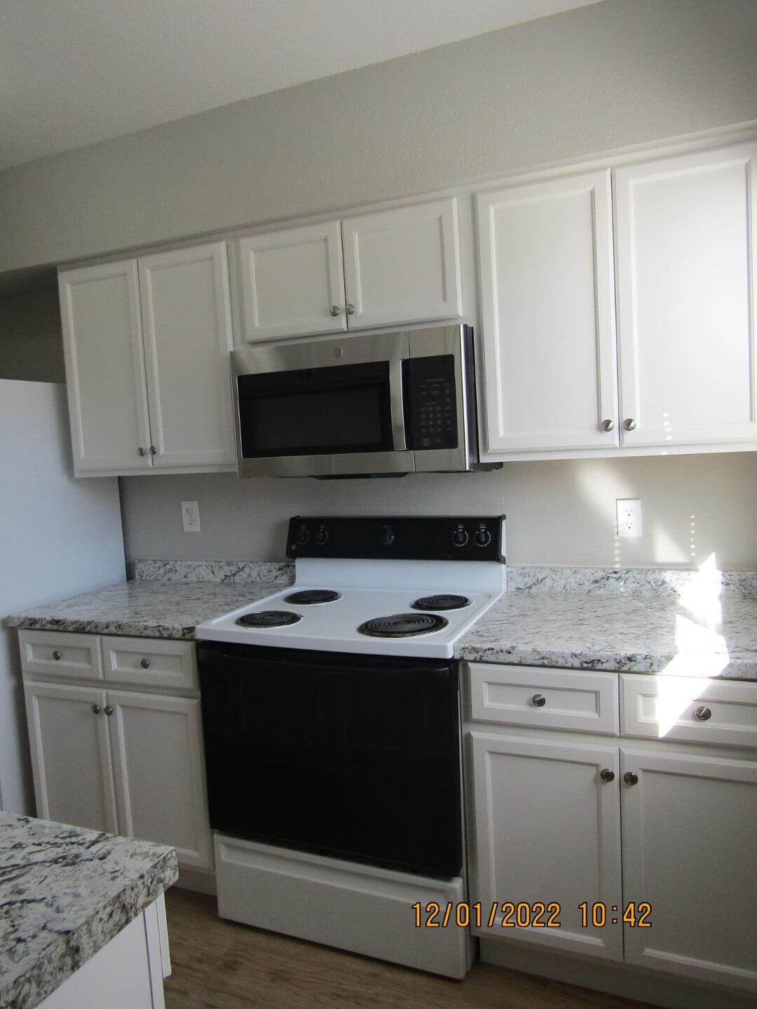 260 W 8th Avenue 117