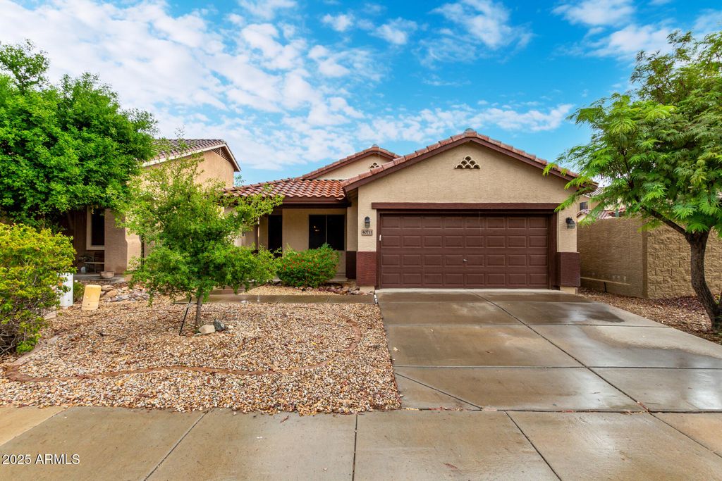 Photo of 40711 N Ericson Lane, Anthem, AZ 85086 (MLS # 6922679)