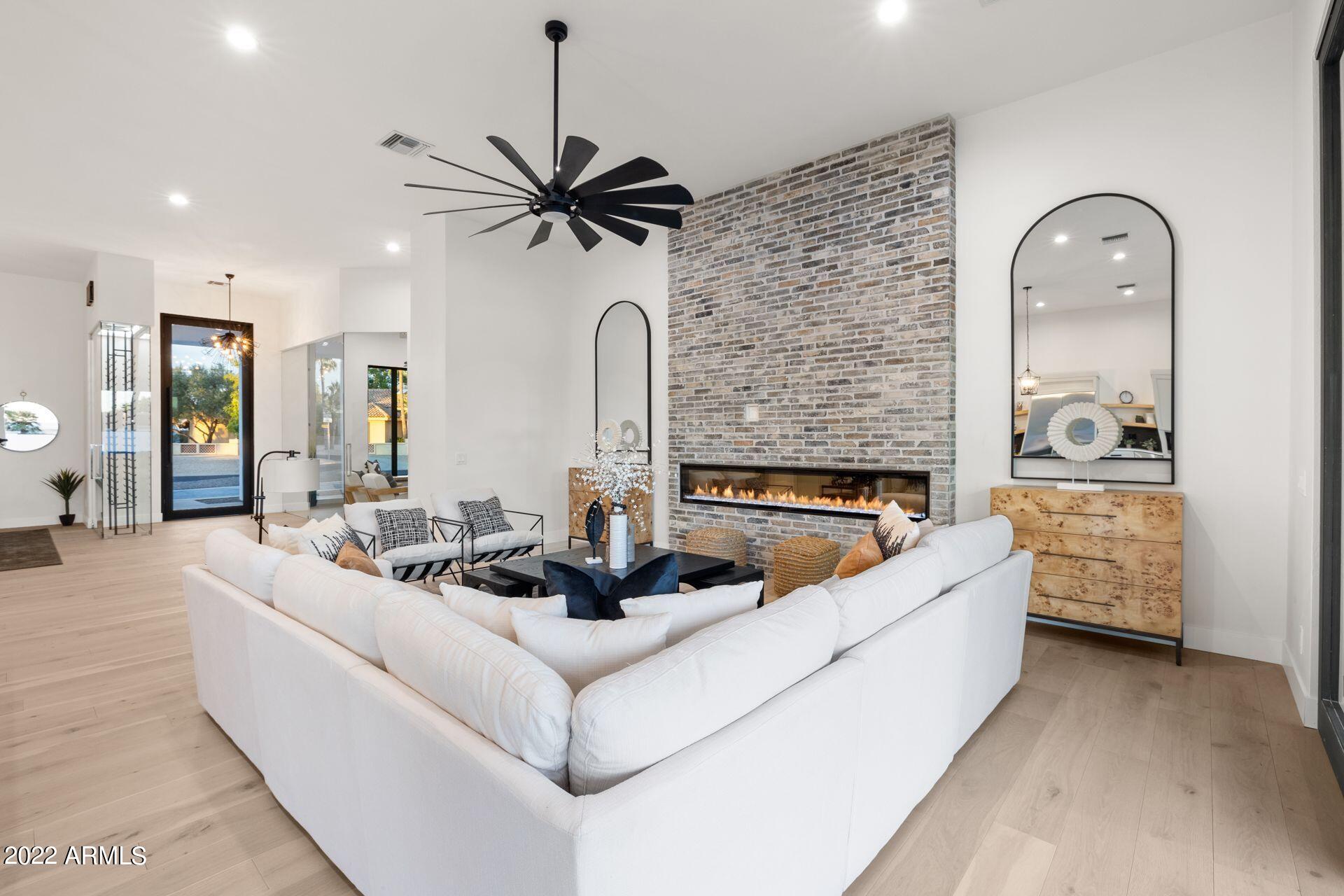 THUNDERBIRD EAST 3 - Residential