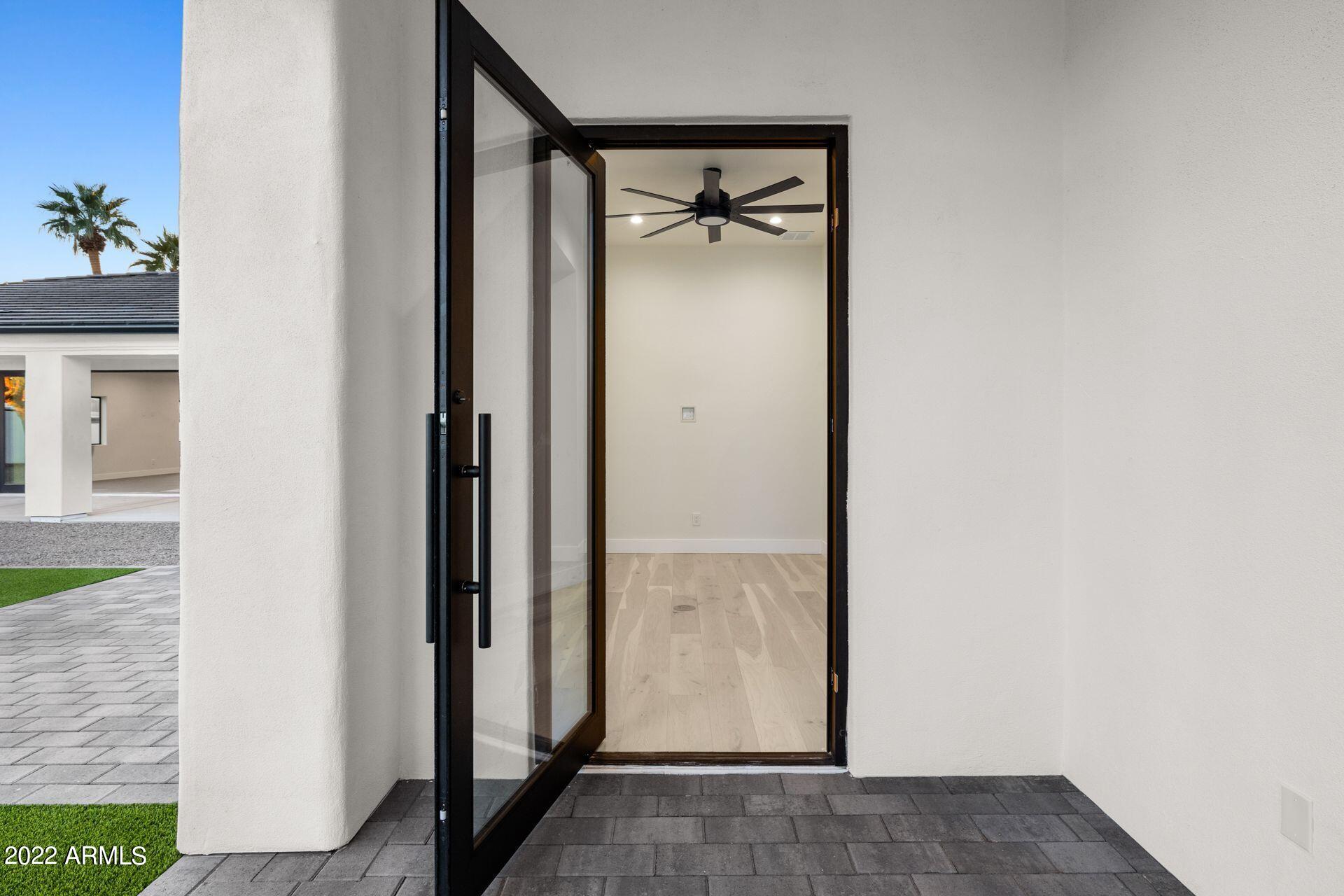 THUNDERBIRD EAST 3 - Residential
