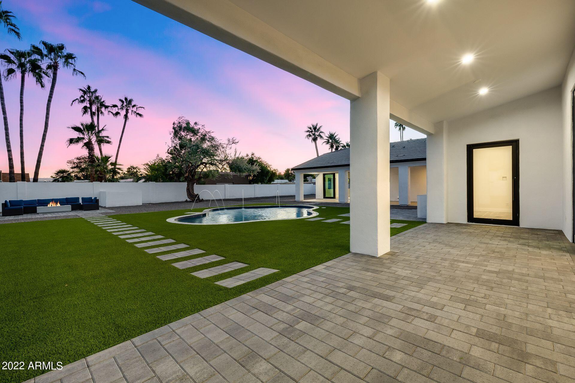 THUNDERBIRD EAST 3 - Residential