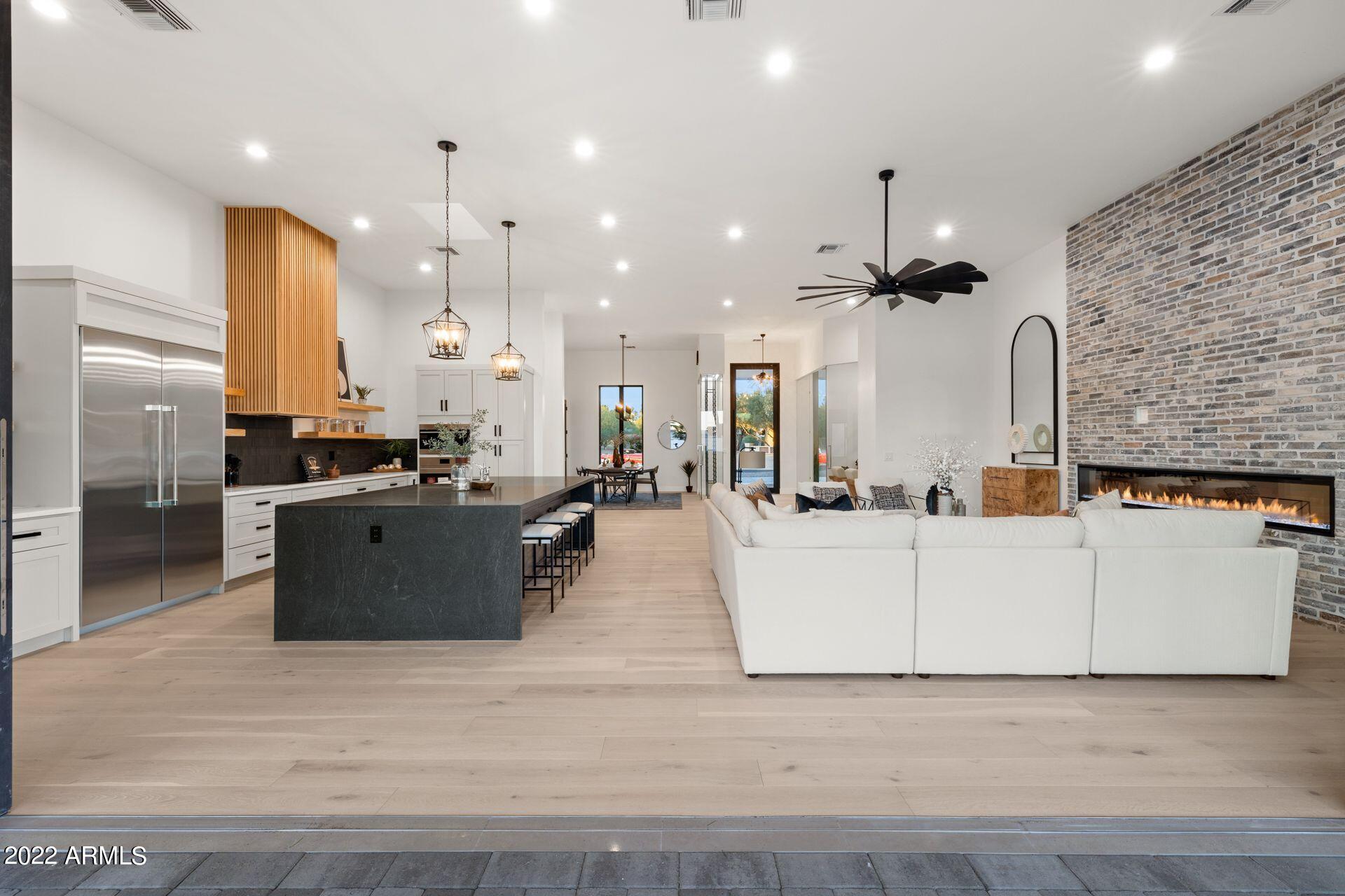 THUNDERBIRD EAST 3 - Residential