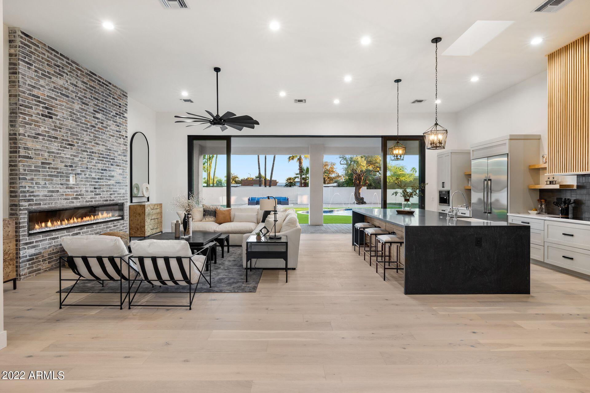THUNDERBIRD EAST 3 - Residential