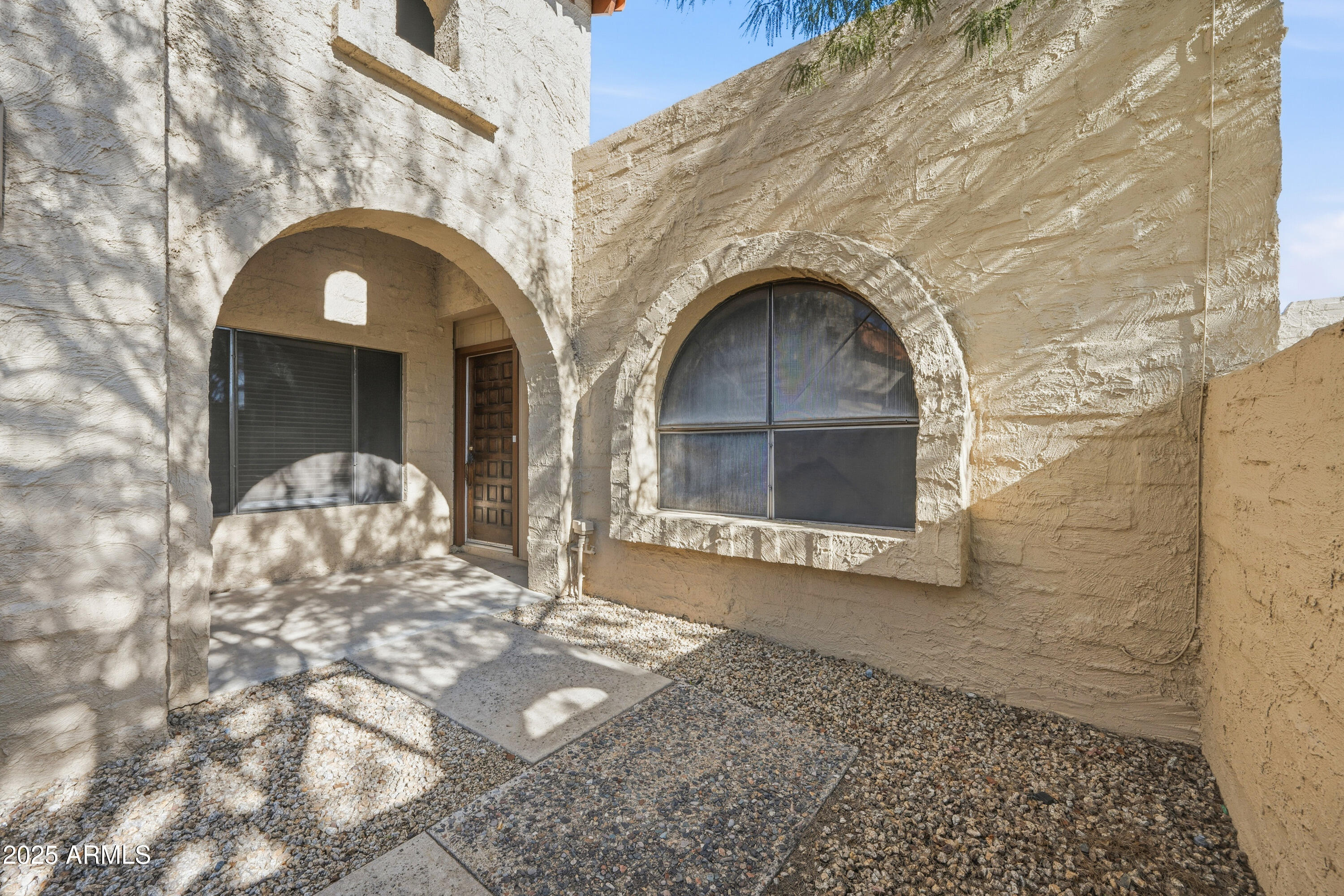 2920 W JUNIPER Avenue