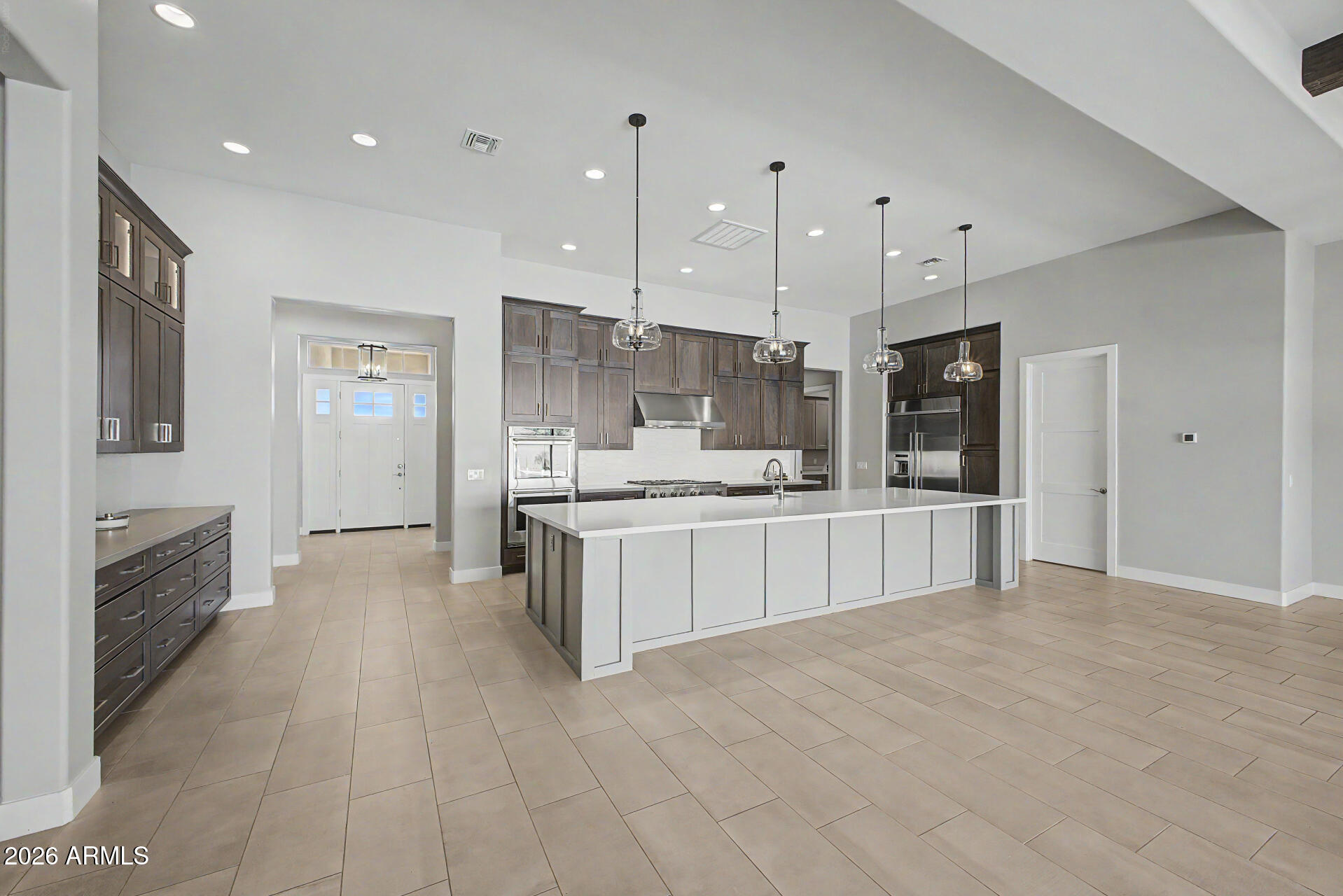 Mesa, Arizona, 85203, United States, 5 Bedrooms Bedrooms, ,5 BathroomsBathrooms,Residential,Active,2043276