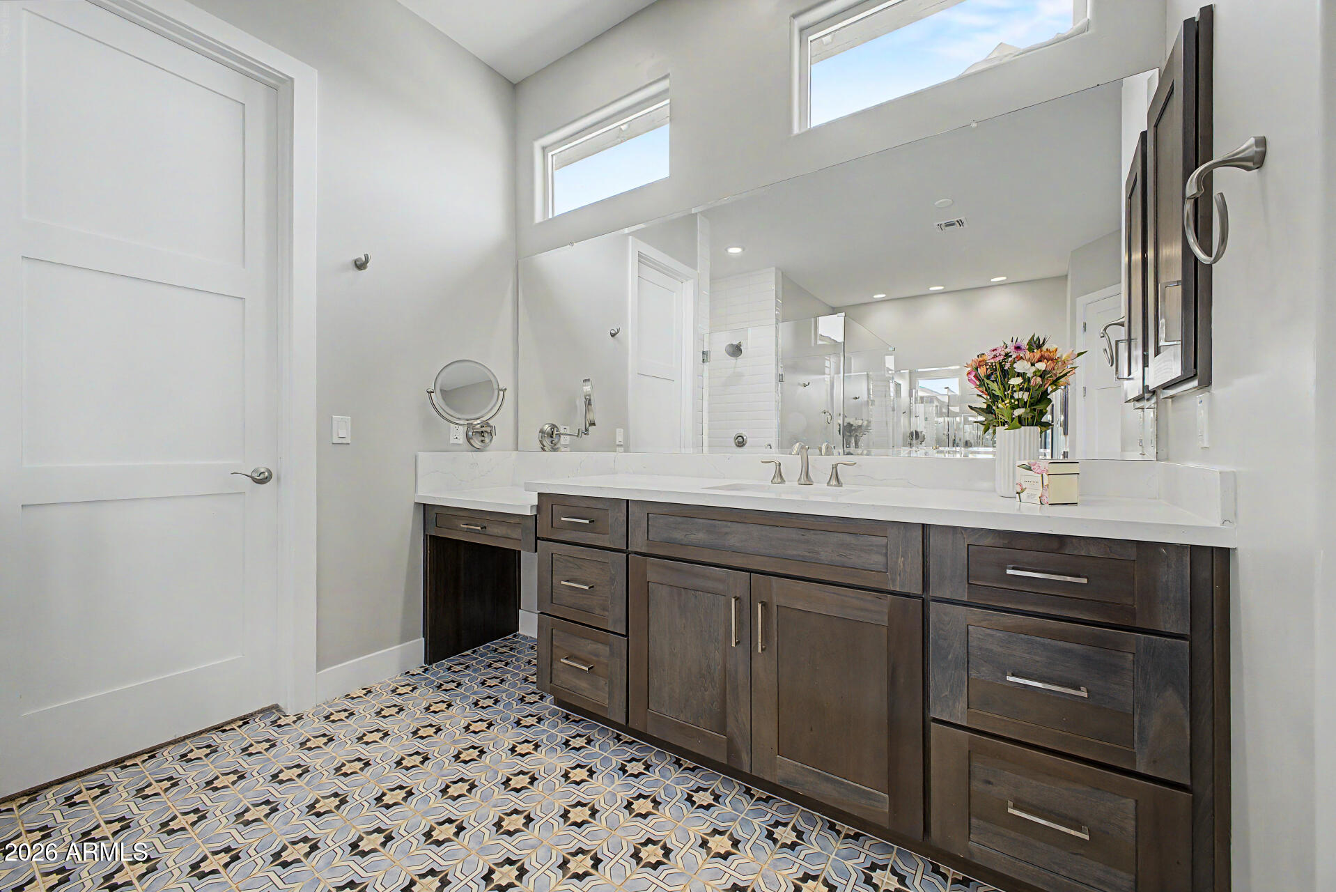 Mesa, Arizona, 85203, United States, 5 Bedrooms Bedrooms, ,5 BathroomsBathrooms,Residential,Active,2043276