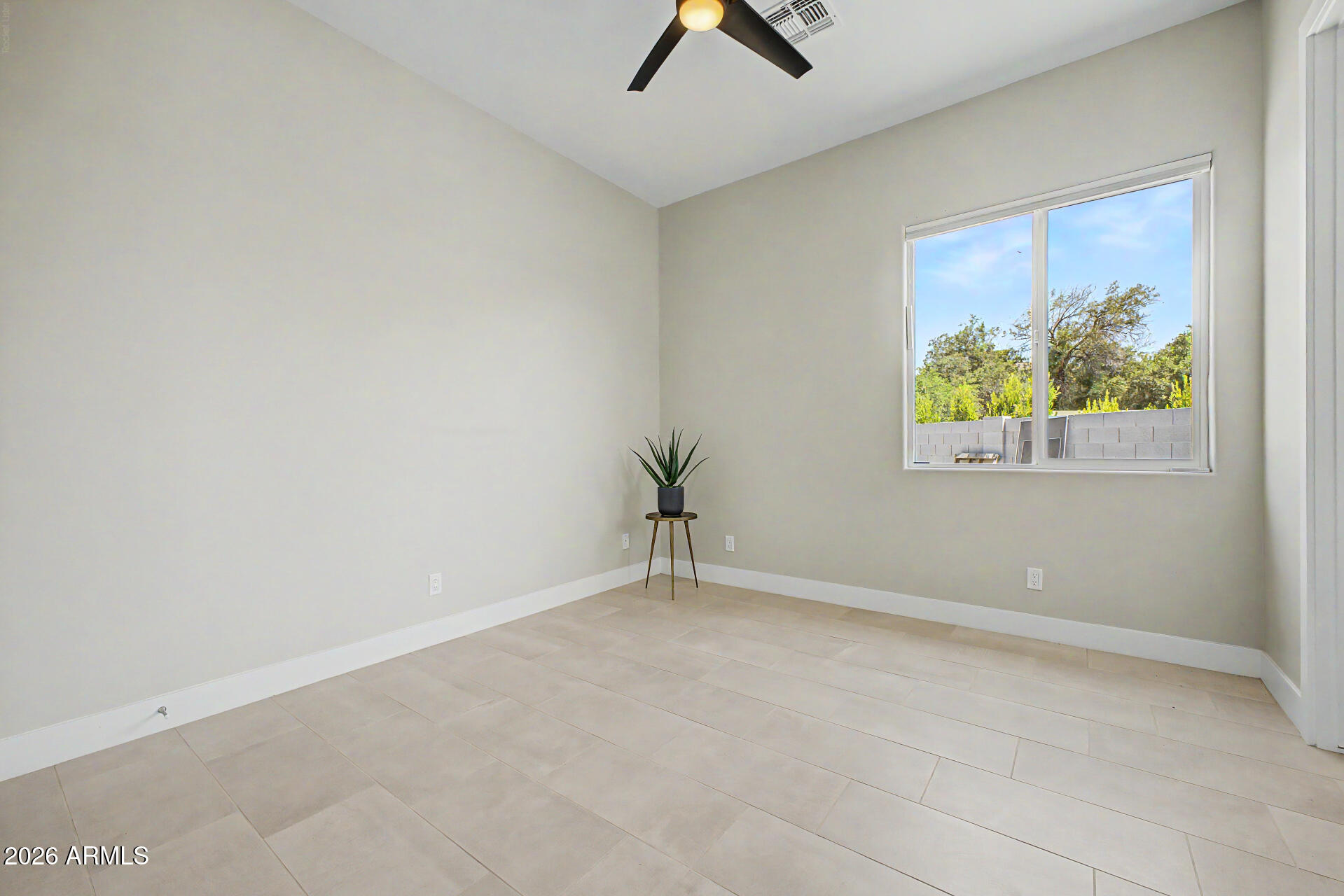 Mesa, Arizona, 85203, United States, 5 Bedrooms Bedrooms, ,5 BathroomsBathrooms,Residential,Active,2043276