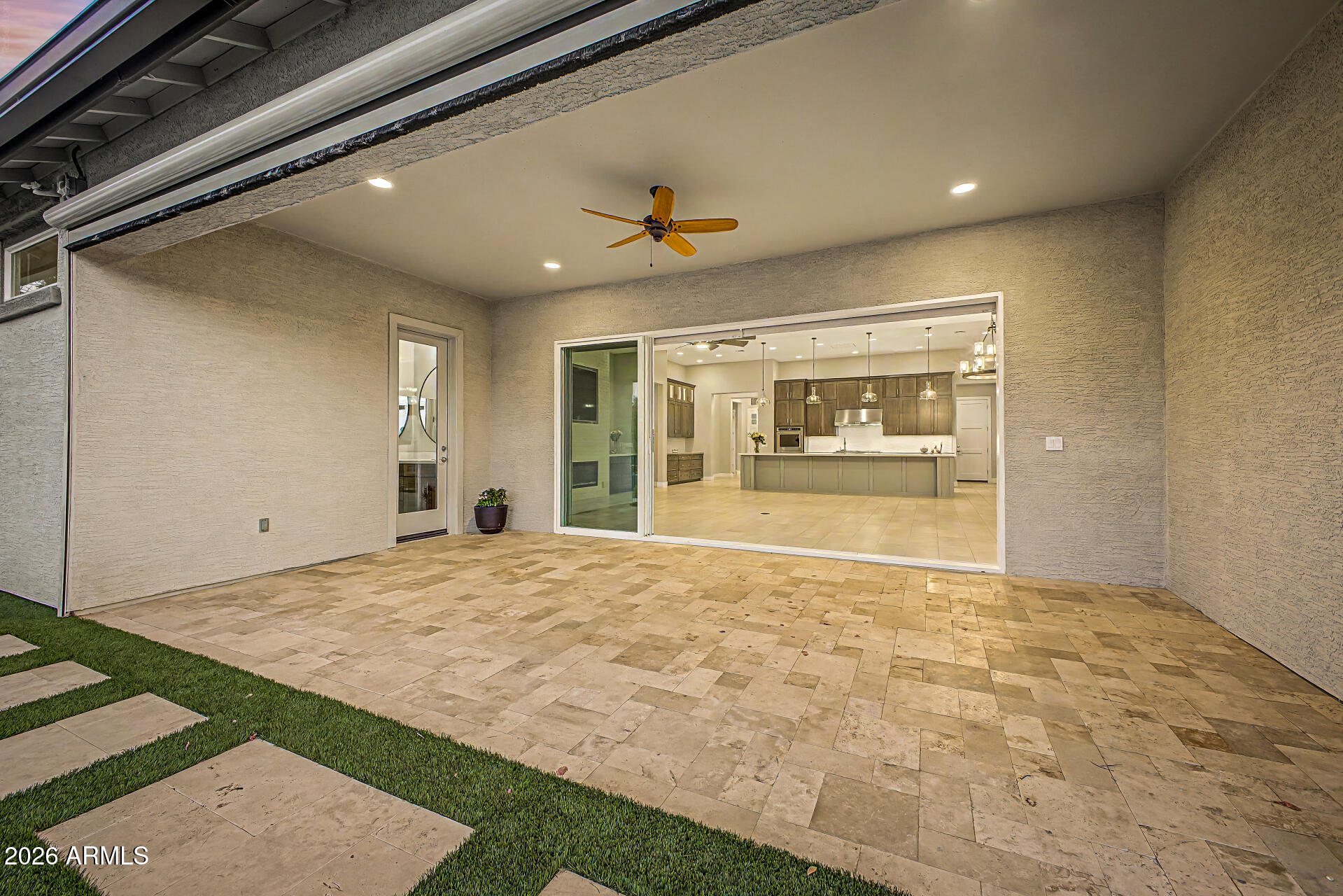 Mesa, Arizona, 85203, United States, 5 Bedrooms Bedrooms, ,5 BathroomsBathrooms,Residential,Active,2043276