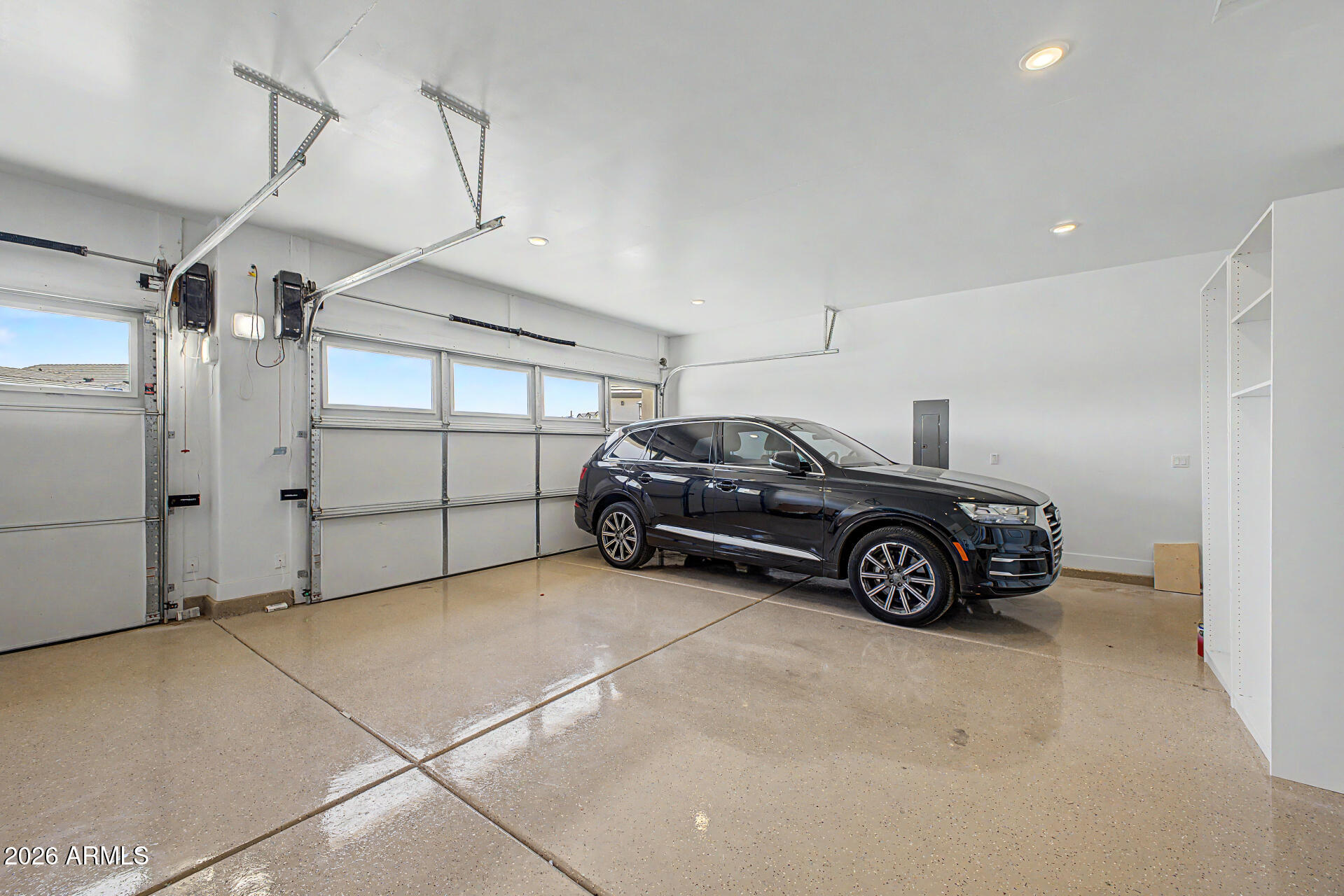 Mesa, Arizona, 85203, United States, 5 Bedrooms Bedrooms, ,5 BathroomsBathrooms,Residential,Active,2043276