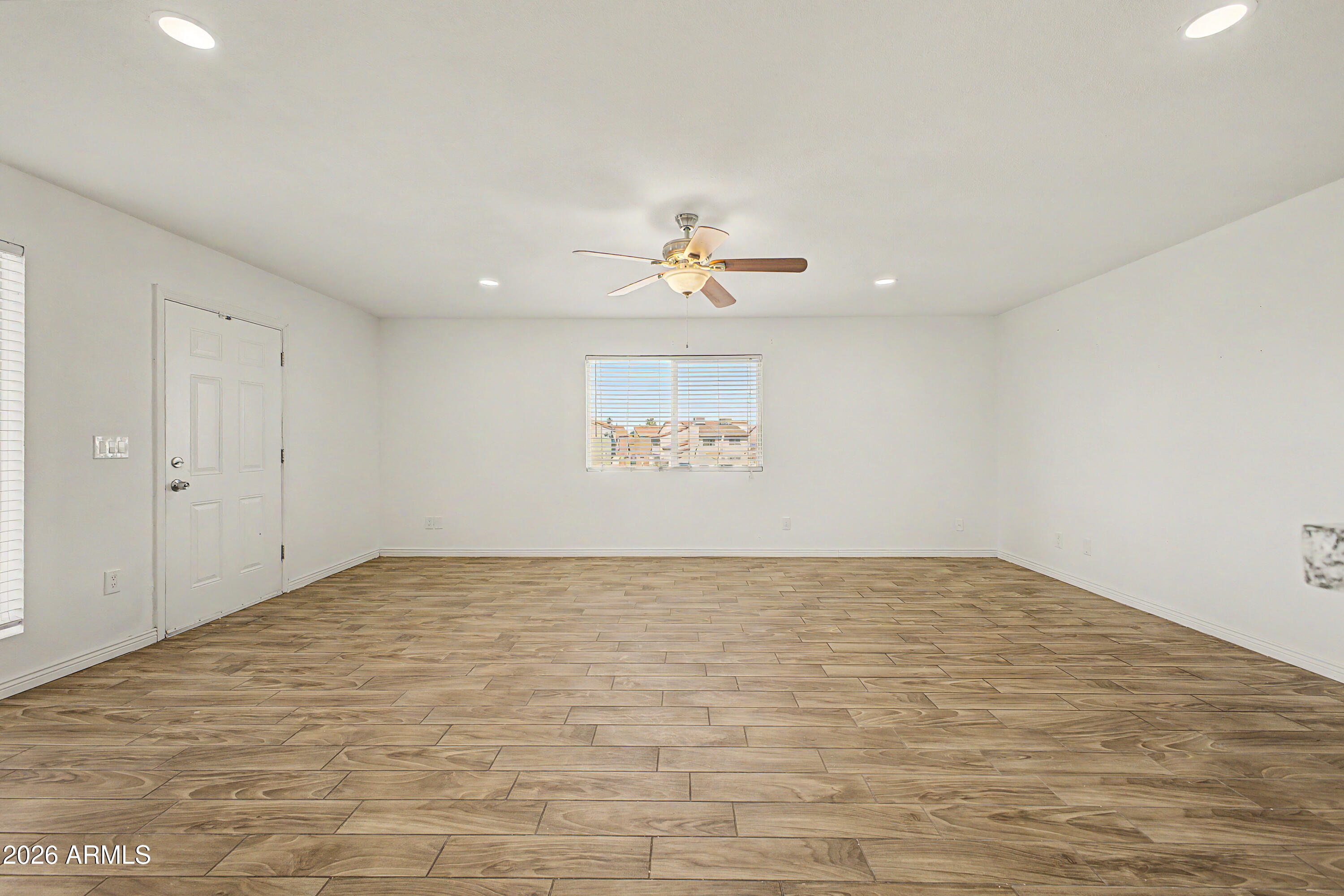 2132 W Glenrosa Avenue 81D