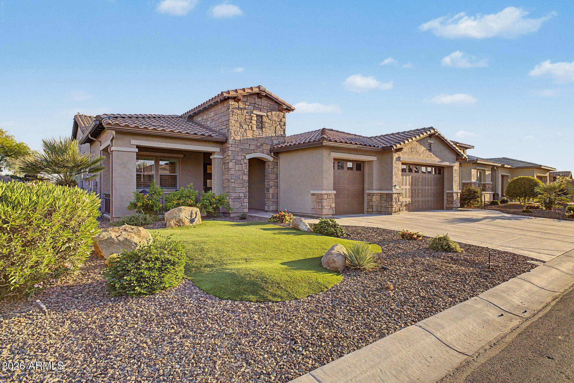 16709 W ROANOKE Avenue