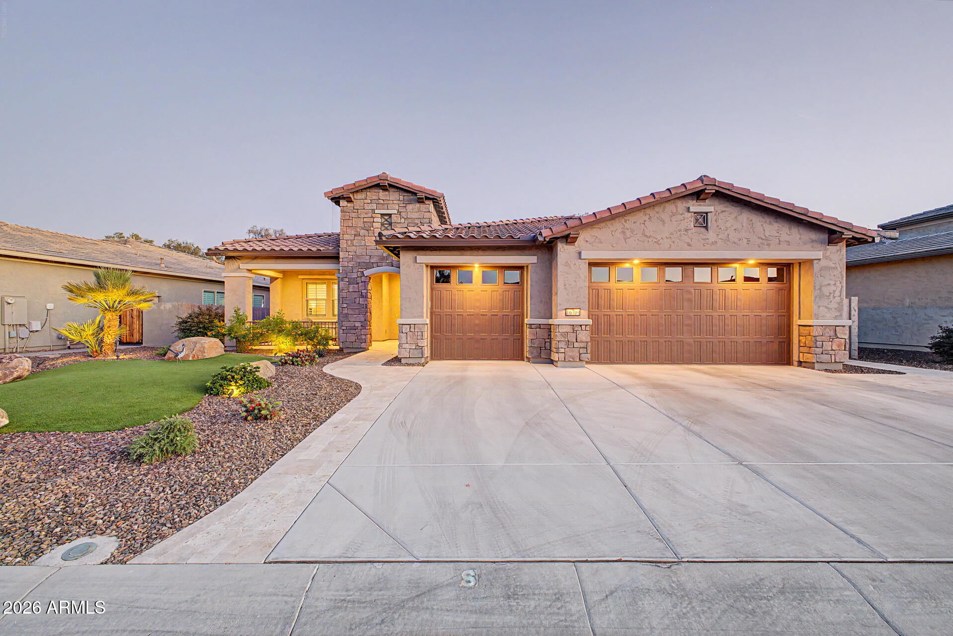 16709 W ROANOKE Avenue