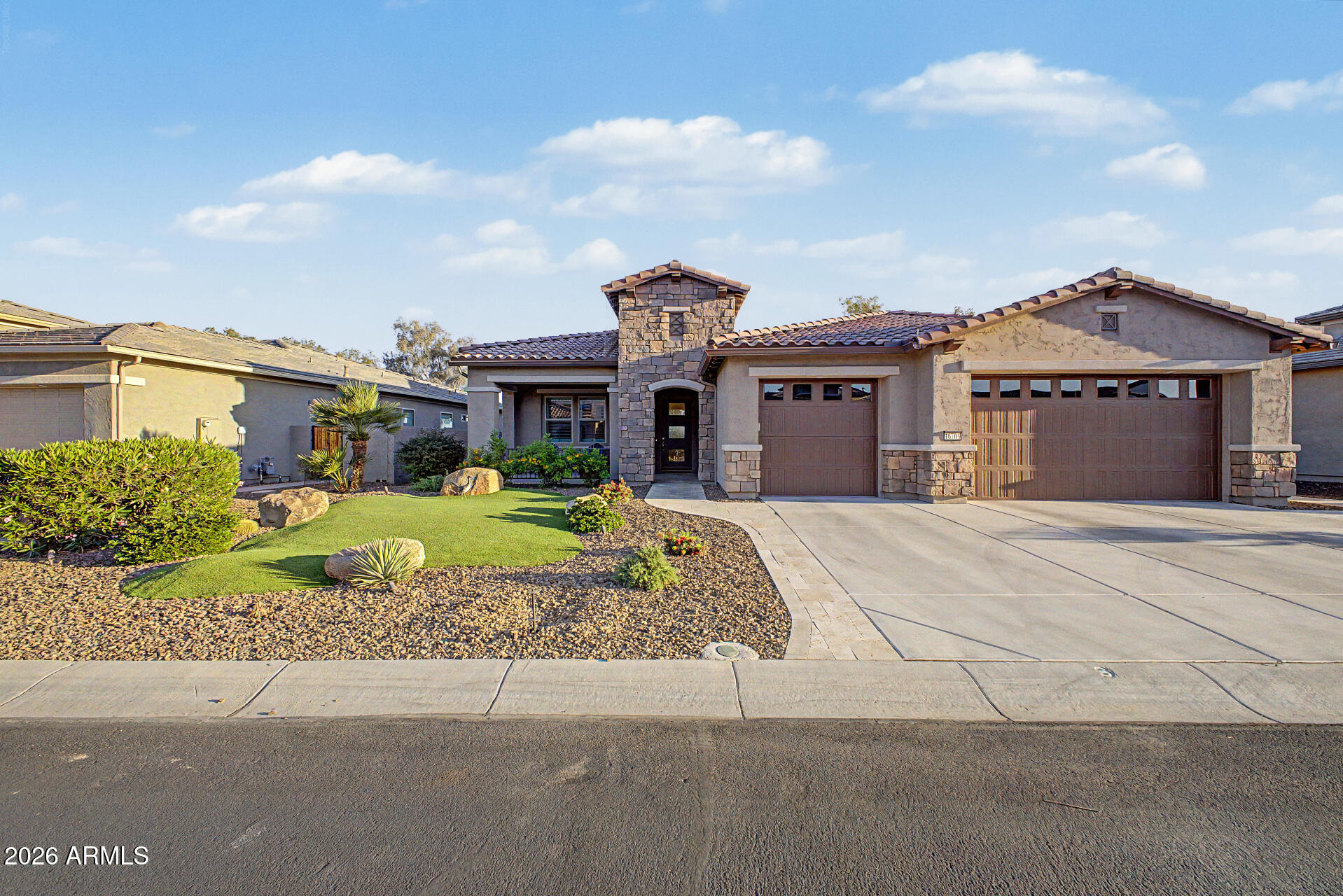 16709 W ROANOKE Avenue