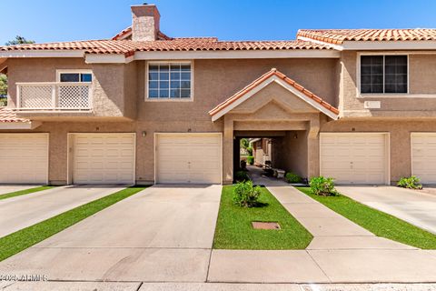 1633 E LAKESIDE Drive 25 Gilbert AZ 85234