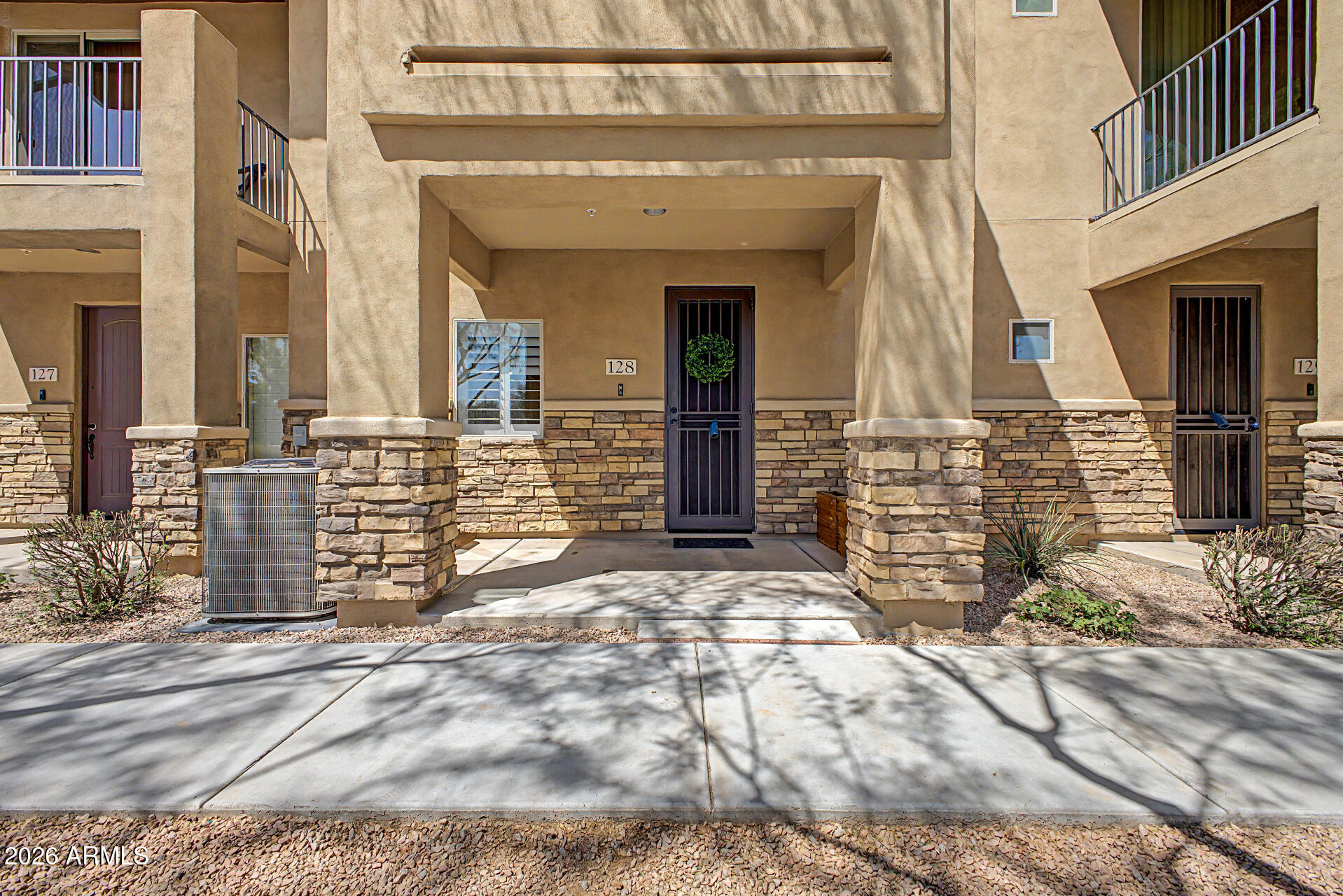 2821 S SKYLINE Drive 128