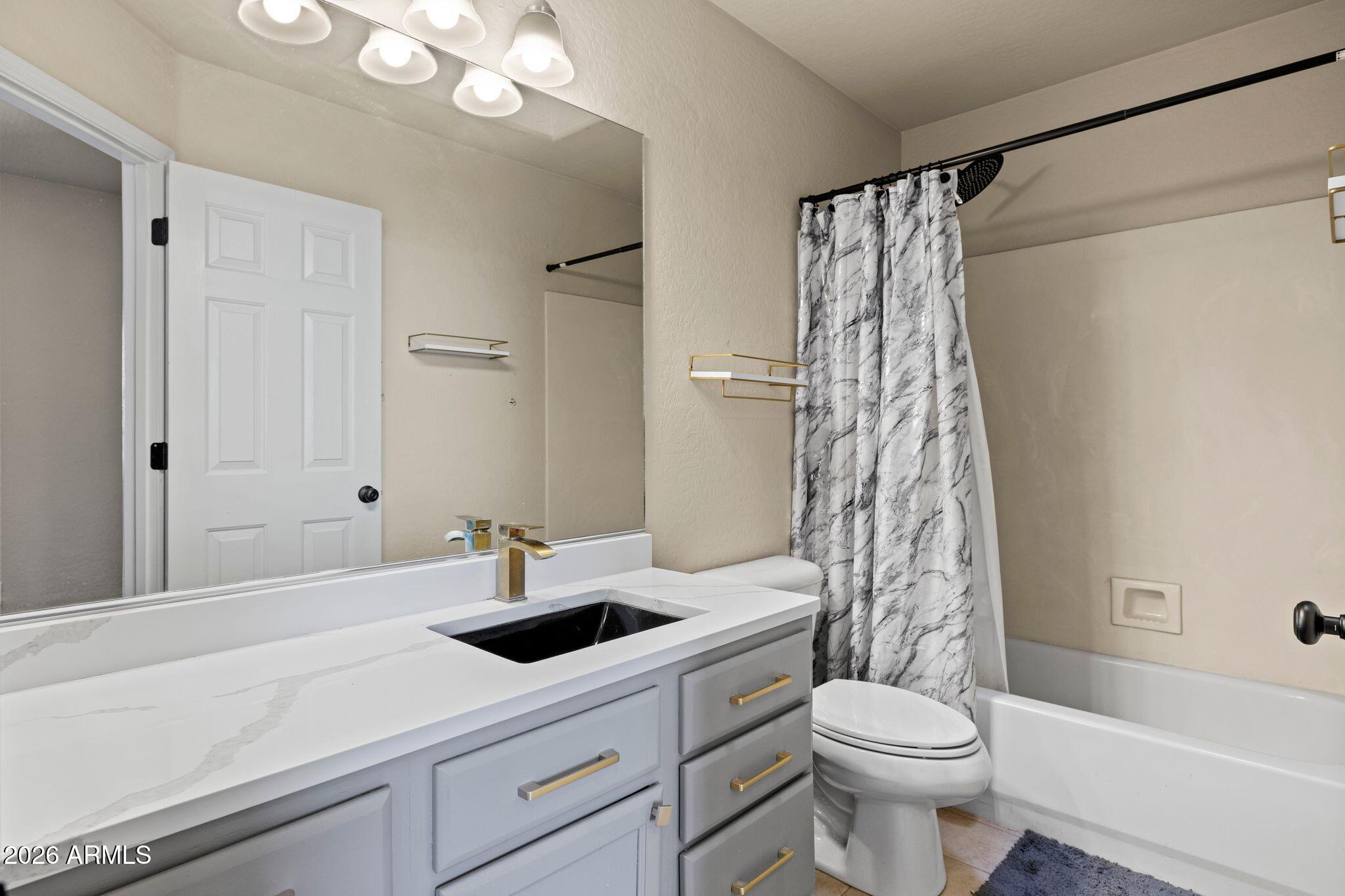 BOULDER PARK TOWNHOMES REPLAT - Residential