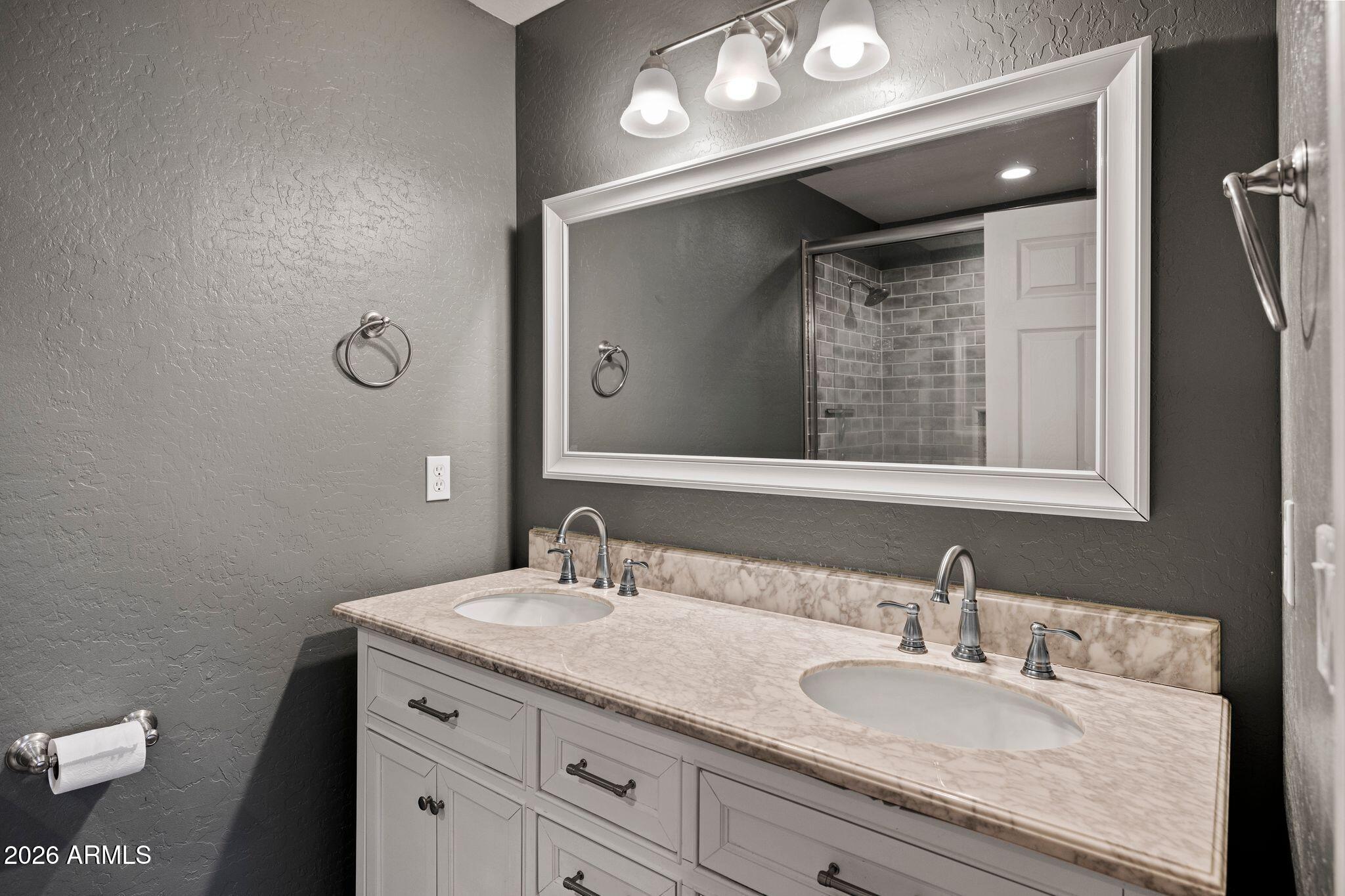 BOULDER PARK TOWNHOMES REPLAT - Residential