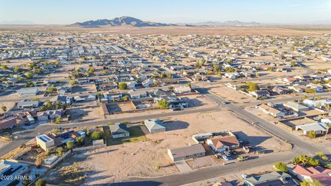 A home in Arizona City