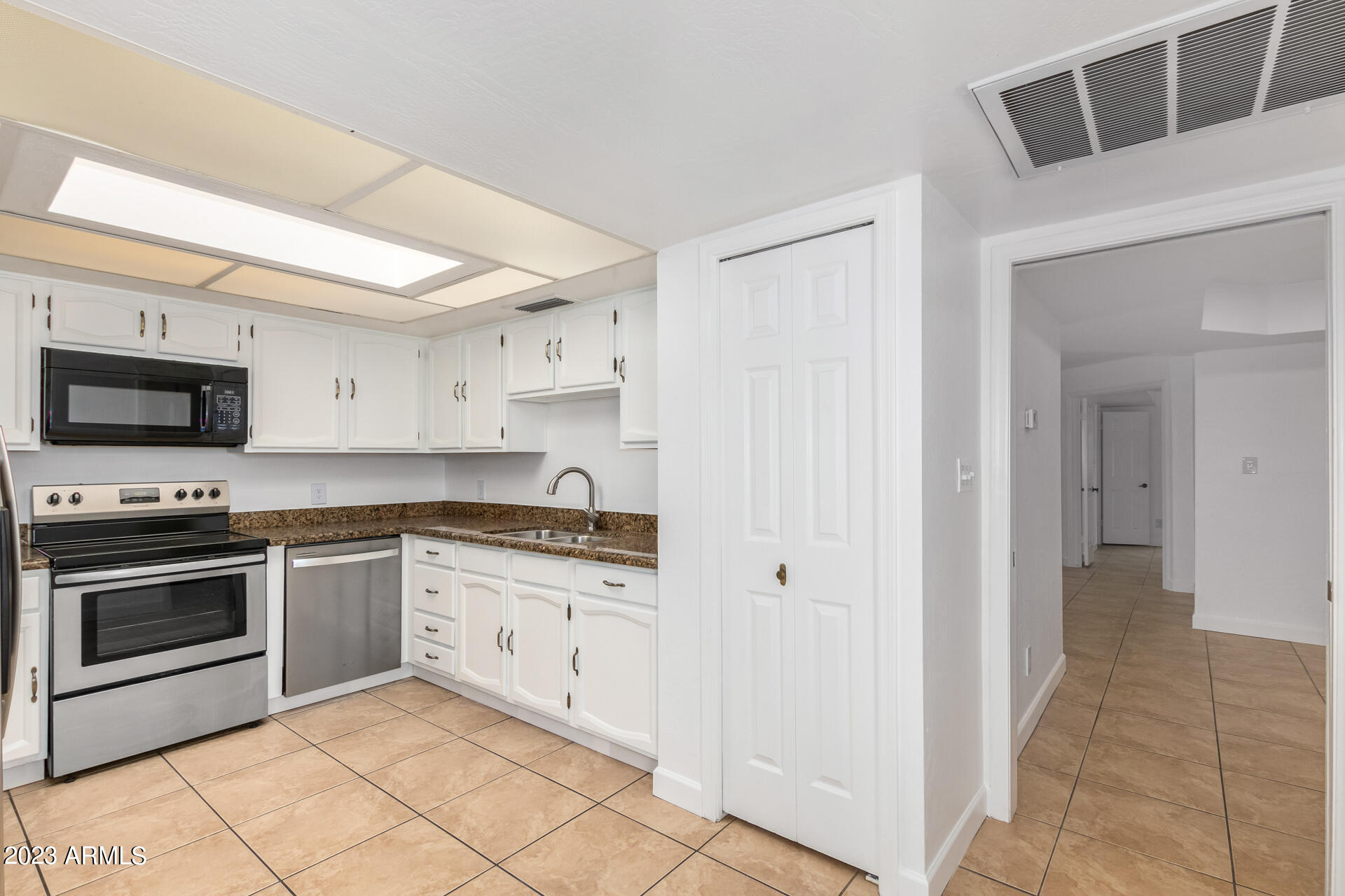 Photo 5 of 29 of 6249 N 78TH Street 62 townhome