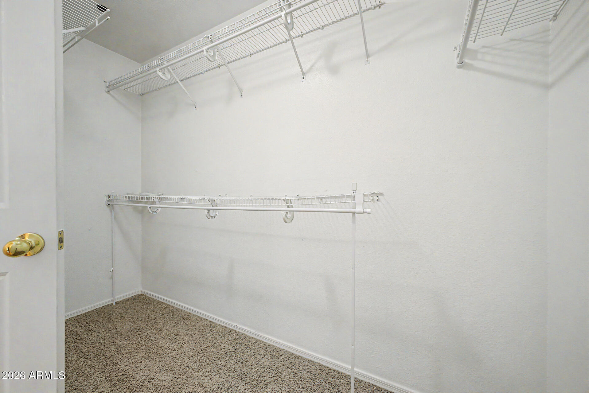LAS BRISAS POINTE - Residential