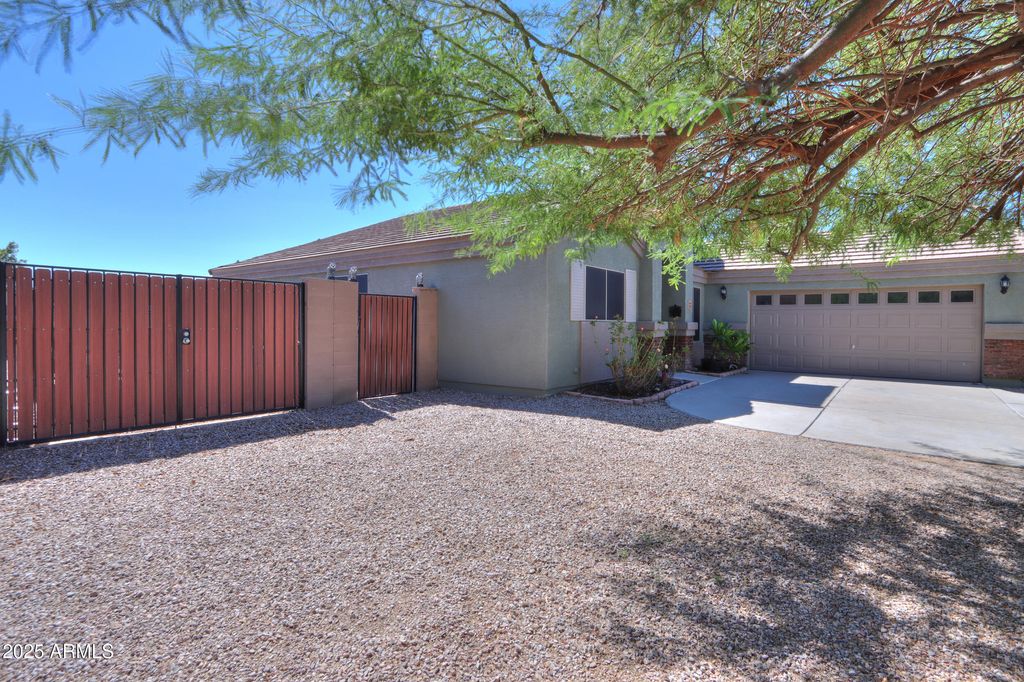 Photo of 1241 W Delmonte Drive, Casa Grande, AZ 85122 (MLS # 6930374)