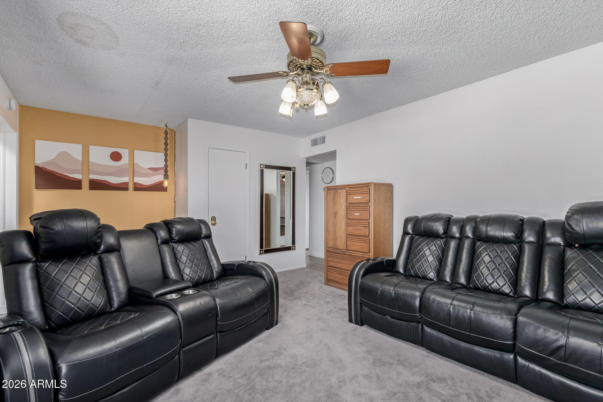 1314 E VERLEA Circle