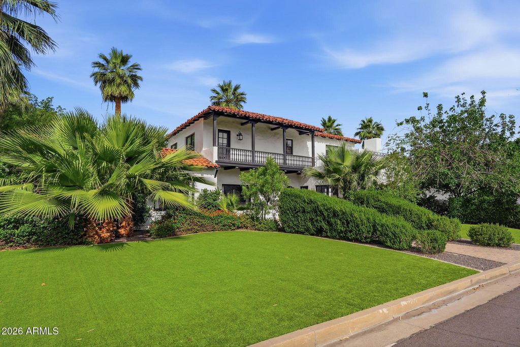 Photo of 2032 N Alvarado Road, Phoenix, AZ 85004 (MLS # 7019933)