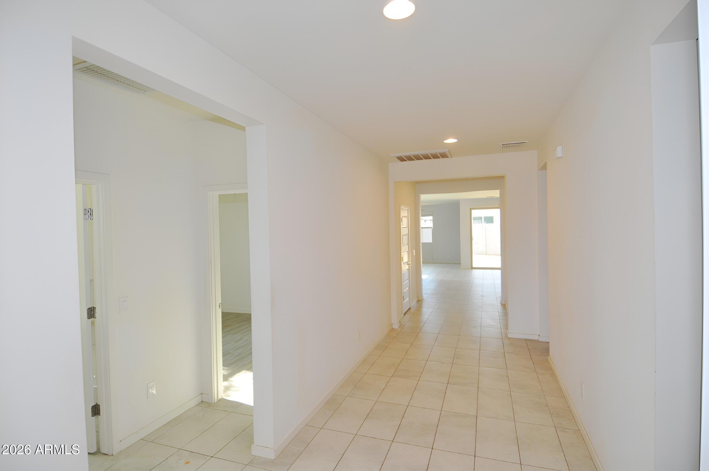 18828 W SHANGRI LA Road