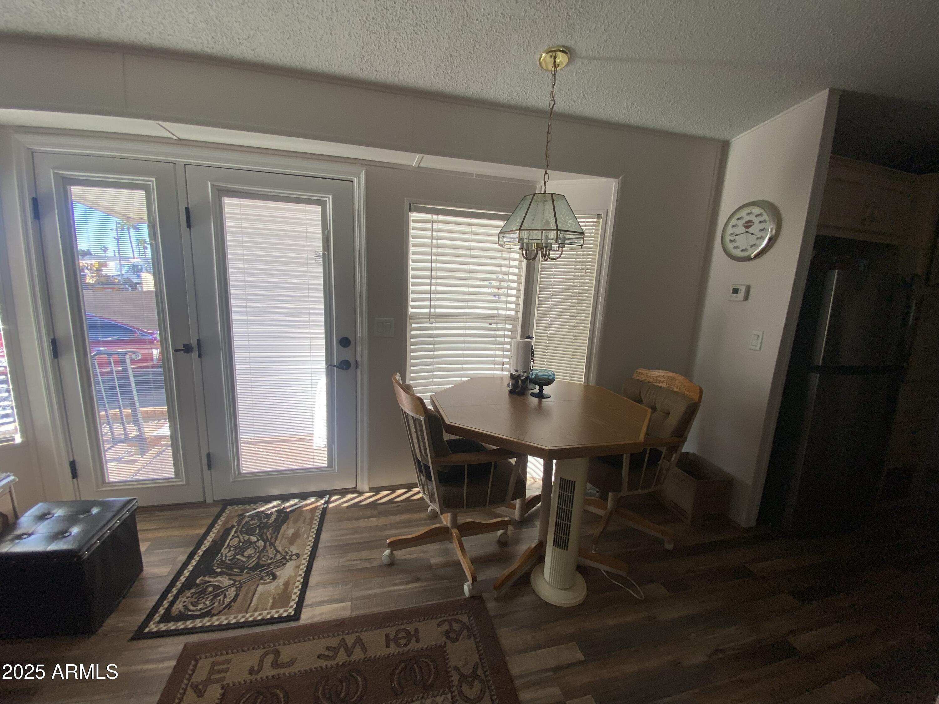 2126 S Dakota Avenue